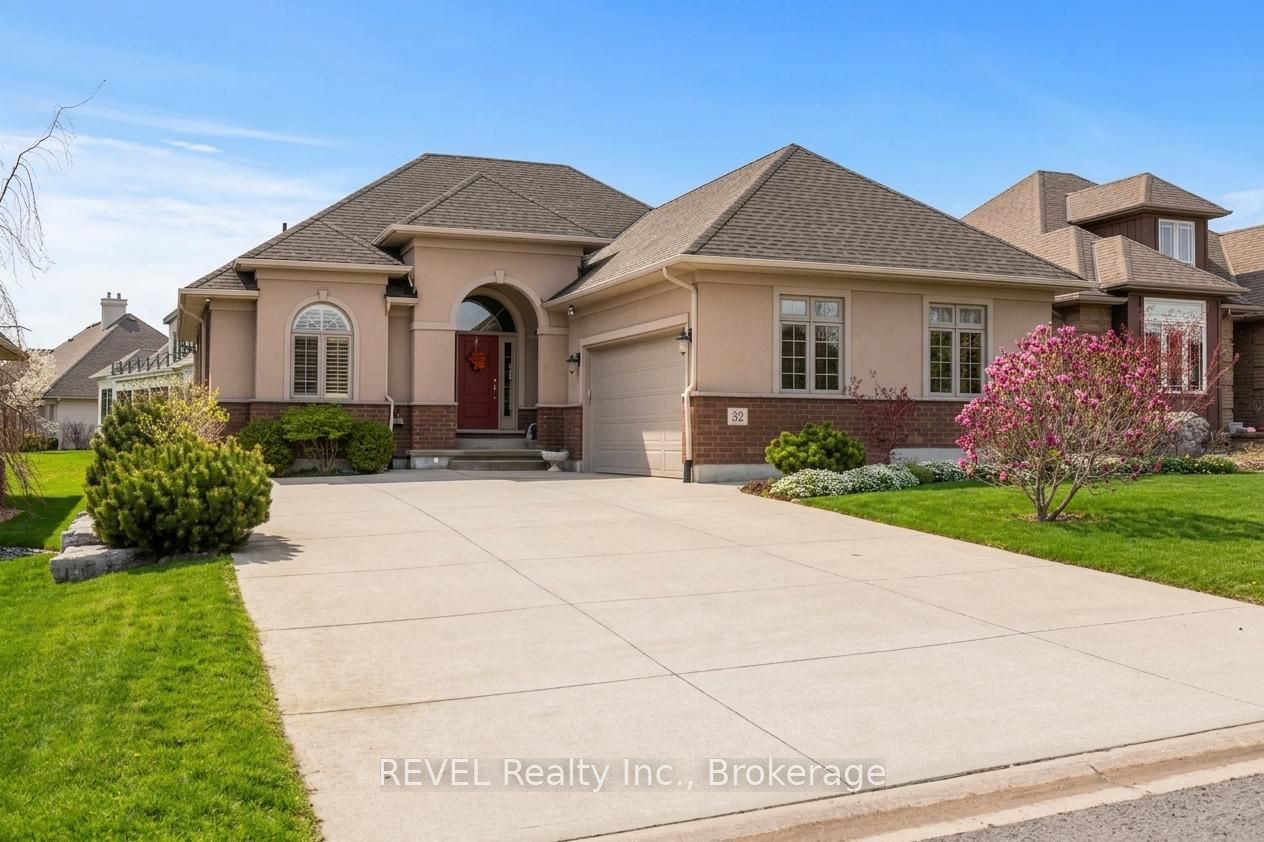 32 Magnolia Lane, Welland, ON L3B 6H9 photo 2