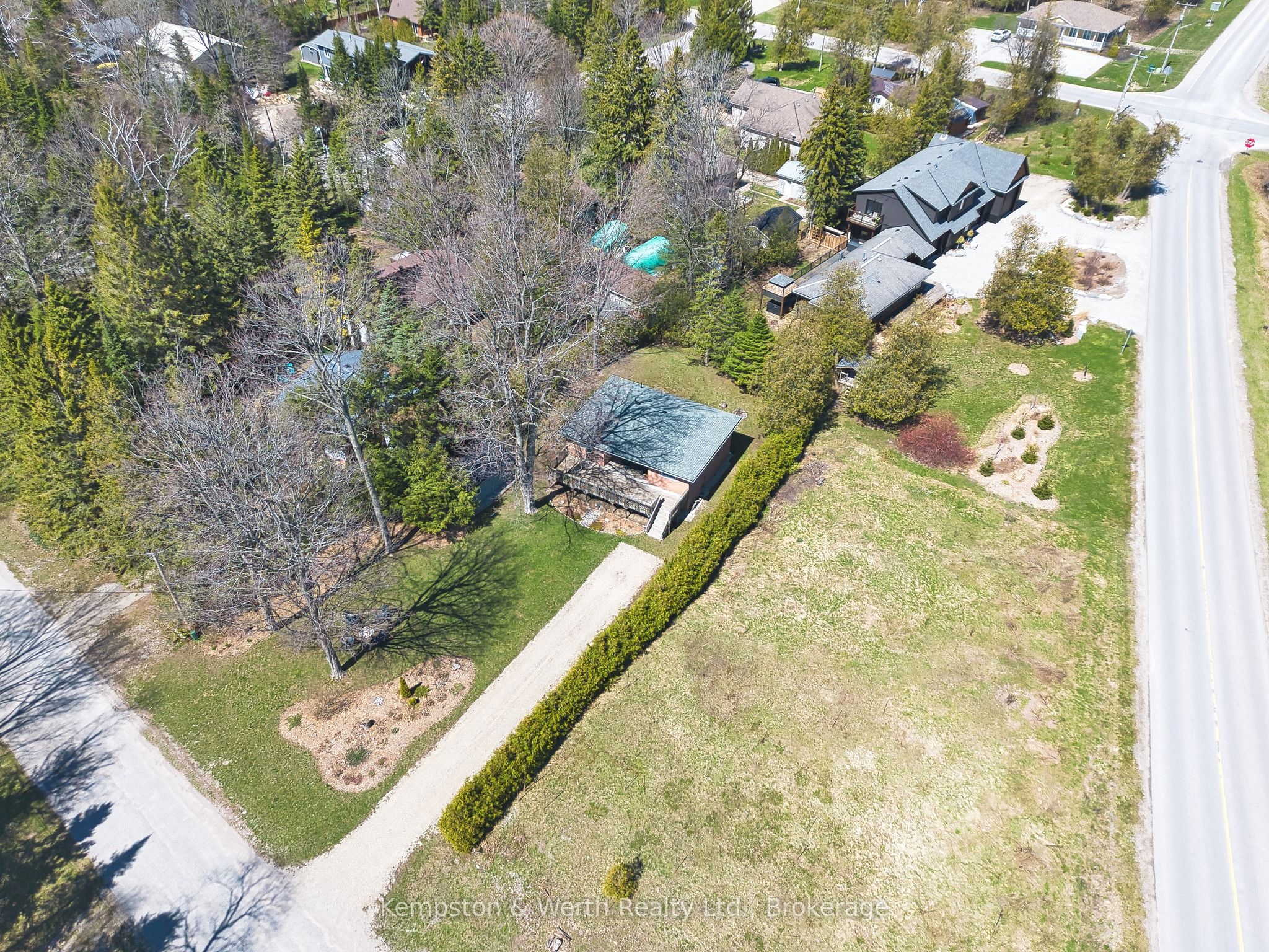 122 Hemlock Street, Huron-Kinloss, ON N2Z 2X3 photo 4