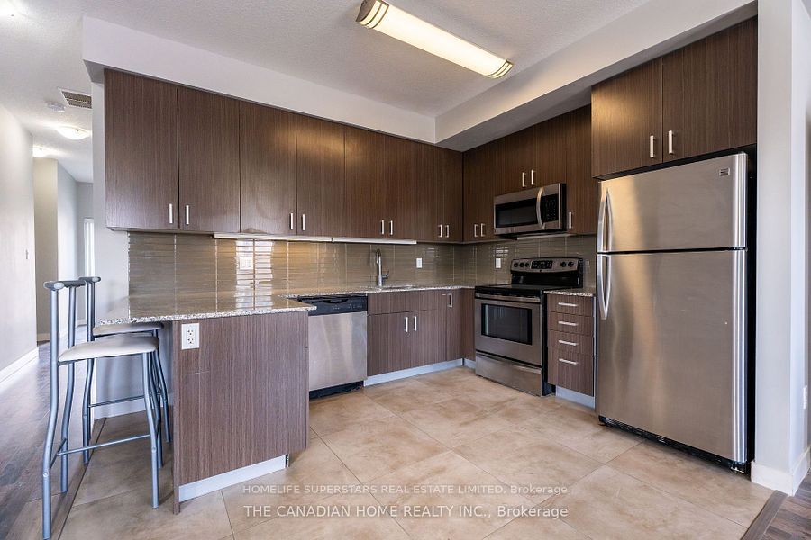 62 Balsam Street N T101, Waterloo, ON N3L 3H2 photo 2