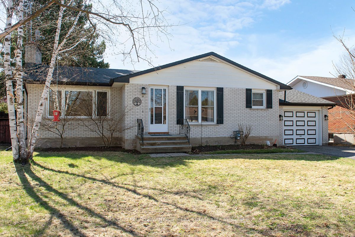 10 Robert Road, Perth, ON K7H 2Z8 photo 3