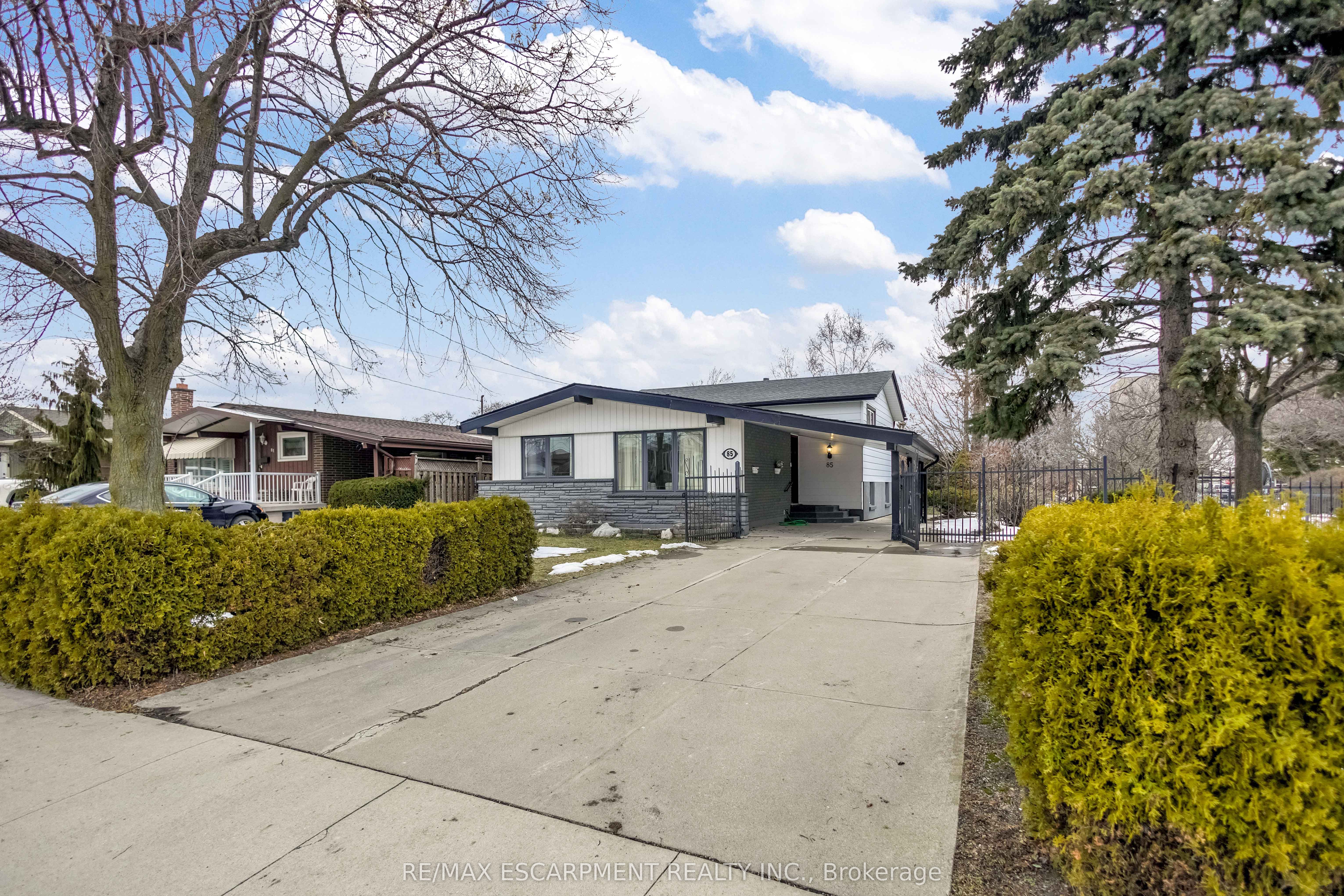 85 Ranchdale Drive, Hamilton, ON L8V 2L9 photo 3