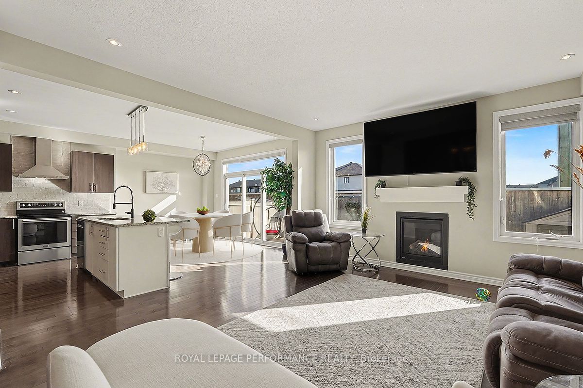 504 Yellow Birch Street, Orleans - Convent Glen and Area, ON K1W 0J3 photo 3