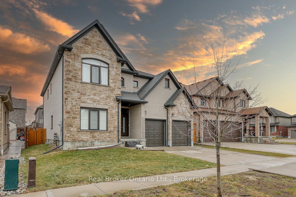 804 Normandy Drive, Woodstock, ON N4T 0E6 photo 2