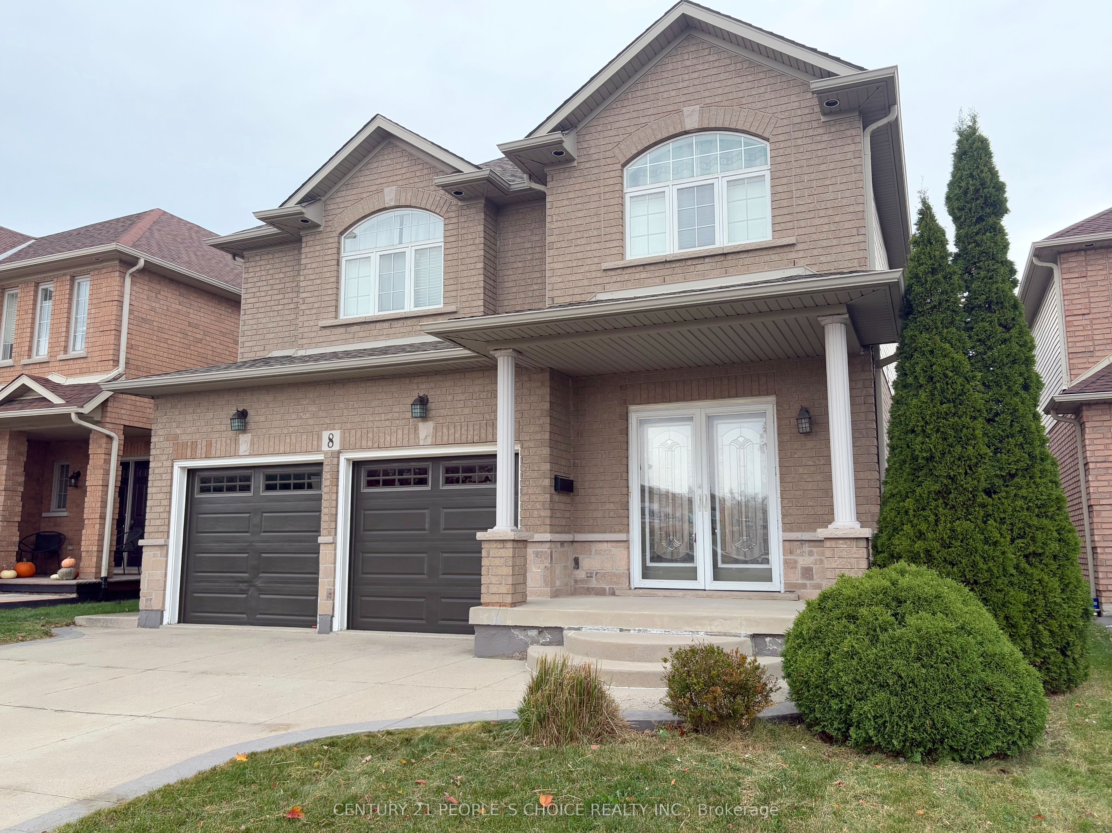 8 Sunbeam Drive, Hamilton, ON L9B 2X9 photo 2