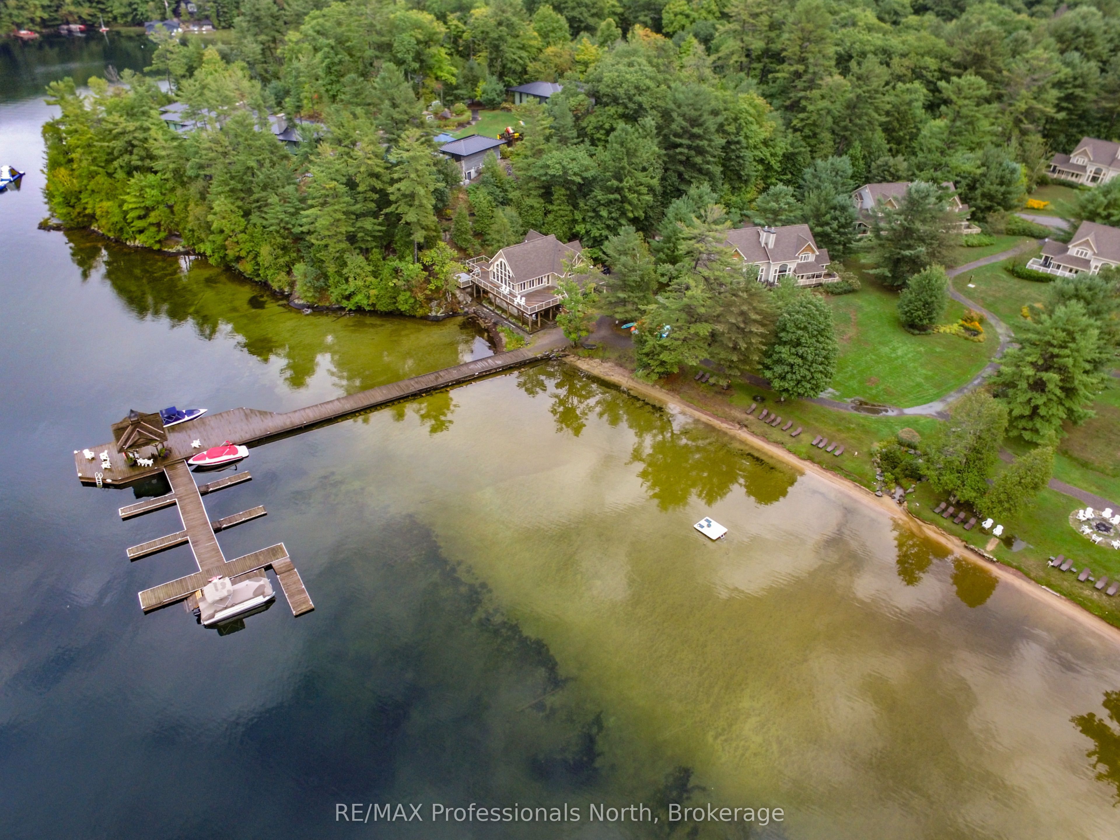 3876 MUSKOKA 118 Road C6/W1, Muskoka Lakes, ON P0B 1J0
