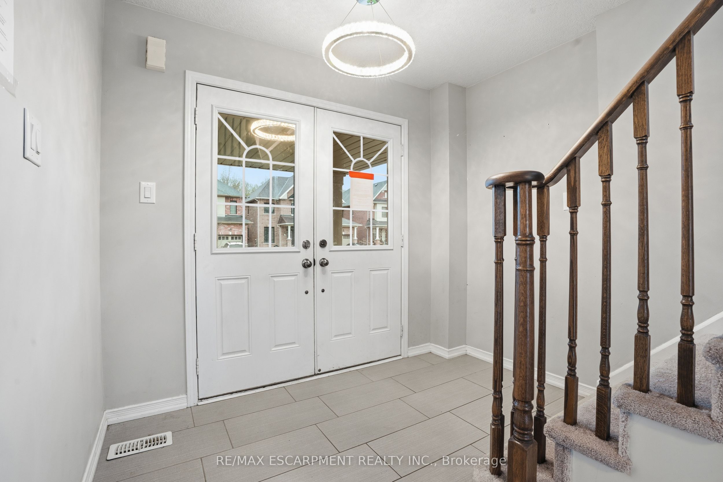 7774 Buckeye Crescent, Niagara Falls, ON L2H 0P2 photo 4