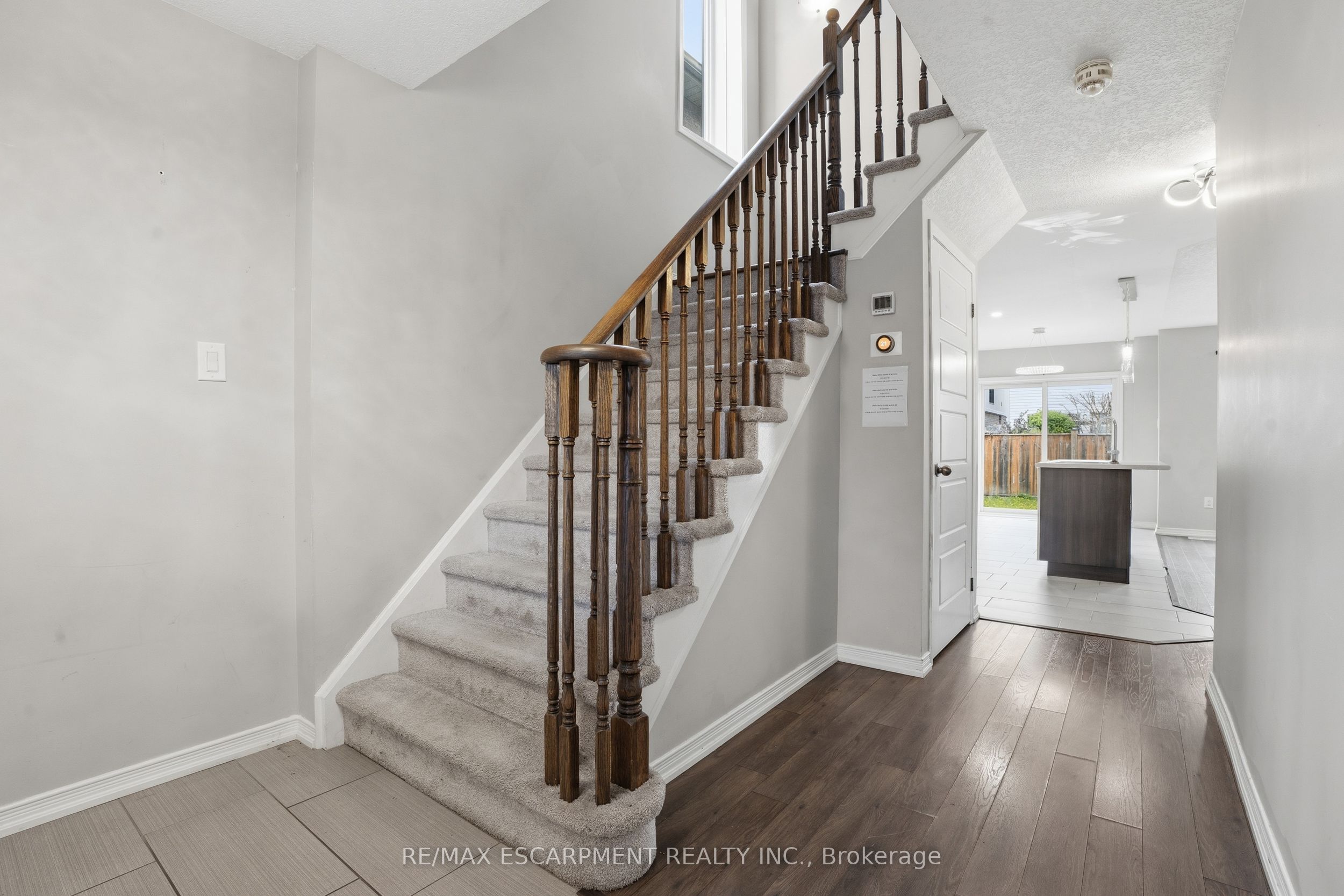 7774 Buckeye Crescent, Niagara Falls, ON L2H 0P2 photo 5