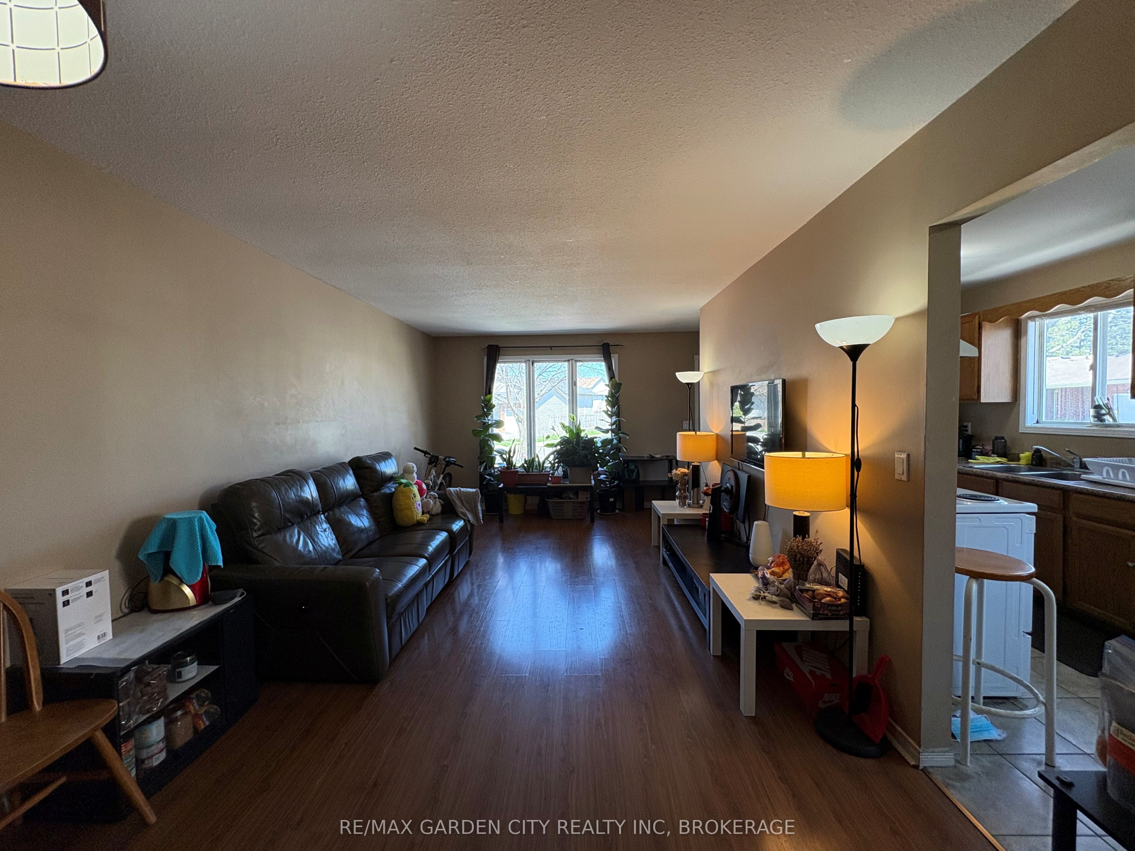 23 POPLAR Crescent, Welland, ON L3C 6W5 photo 4