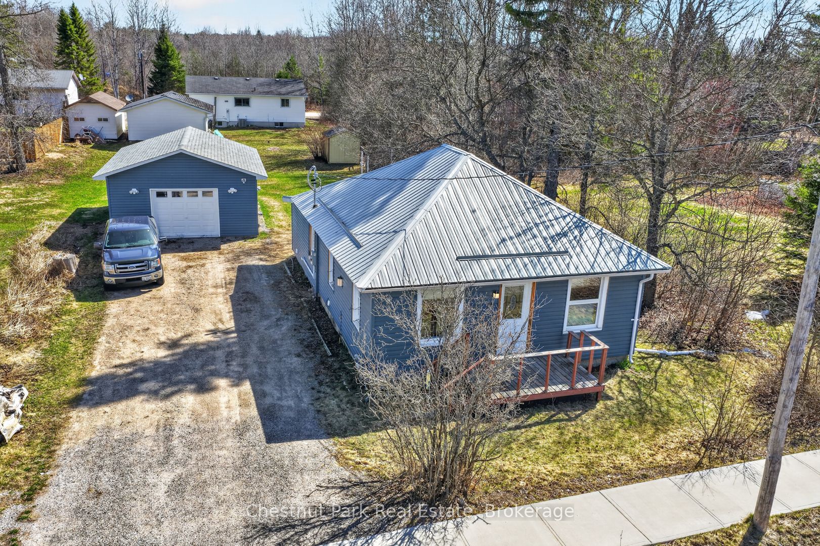 35 Broadway Street, South River, ON P0A 1X0 photo 5