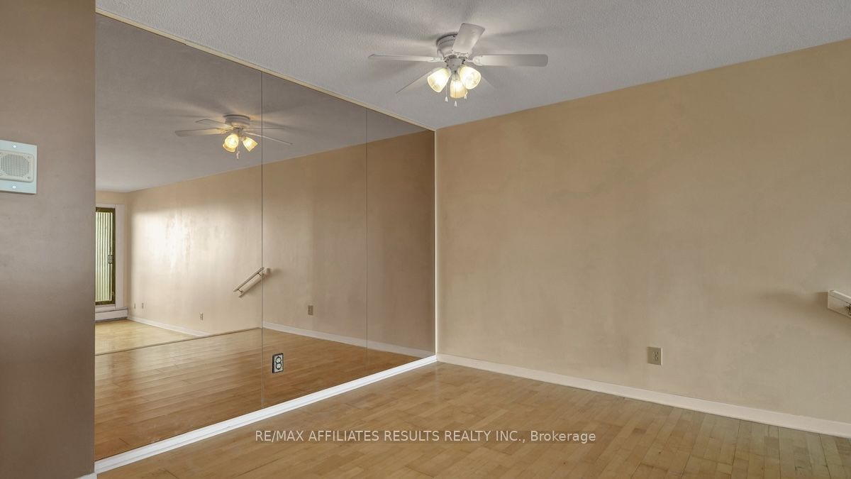 415 Greenview Avenue 2110, Britannia - Lincoln Heights and Area, ON K2B 8G5 photo 4