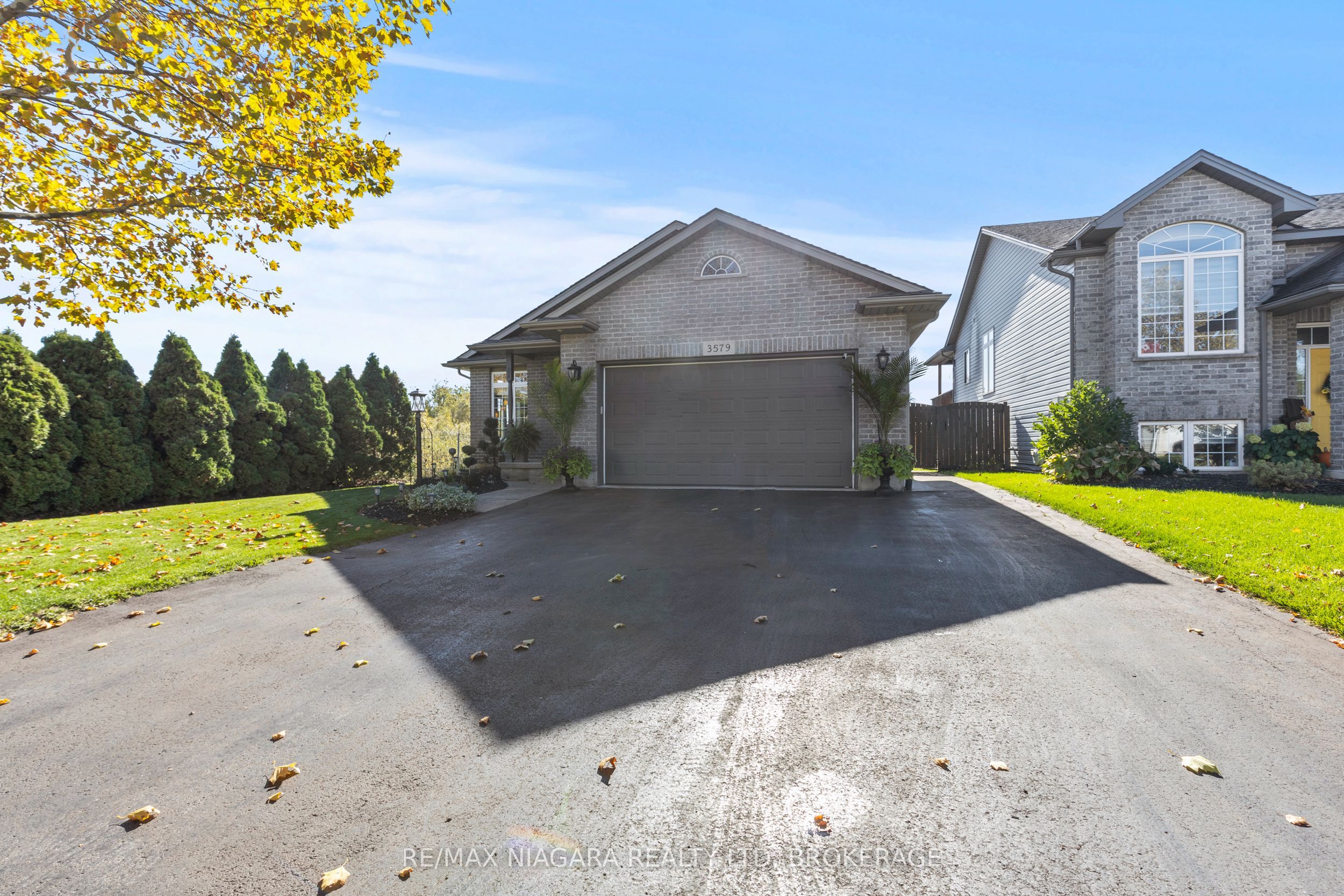 3579 Carver Street, Fort Erie, ON L0S 1S0 photo 3