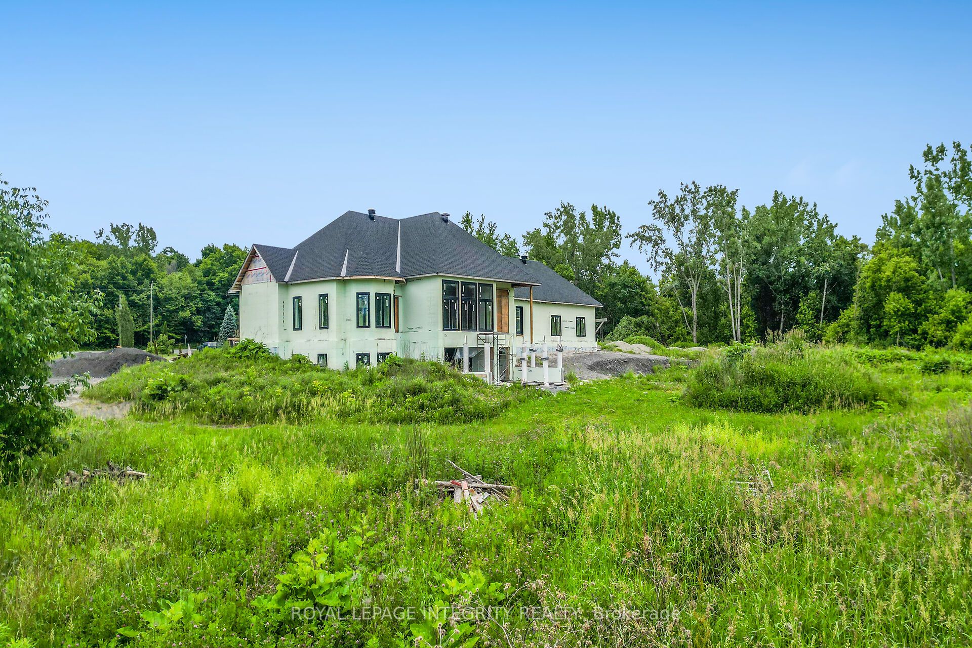 1695 Old Montreal Road, Orleans - Cumberland and Area, ON K4C 1G7 photo 3