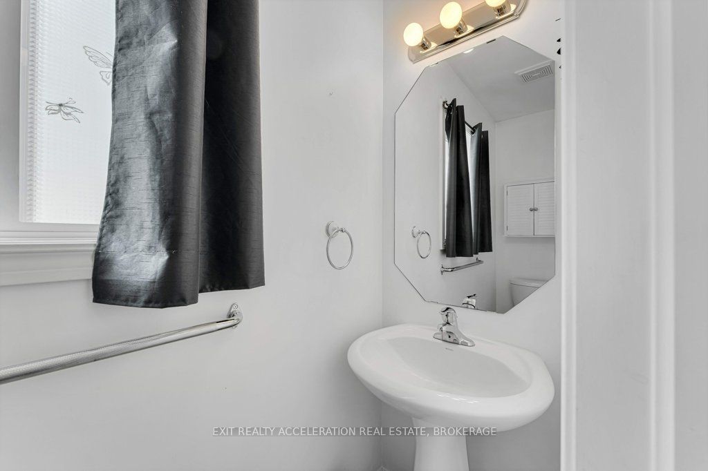 50 Beverly Street, Greater Napanee, ON K7R 3X6 photo 5
