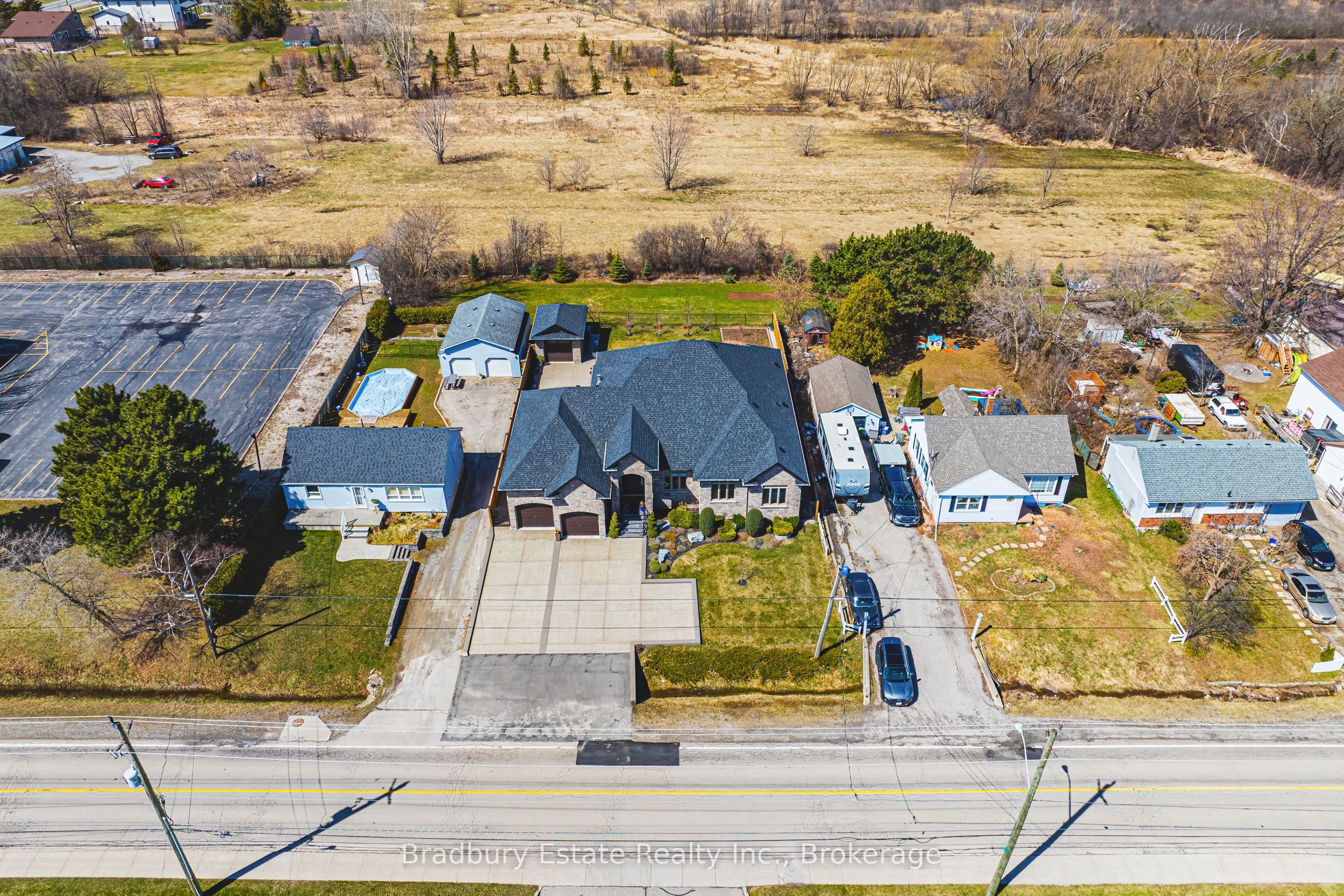 221 Glover Road, Hamilton, ON L8E 5H6 photo 4