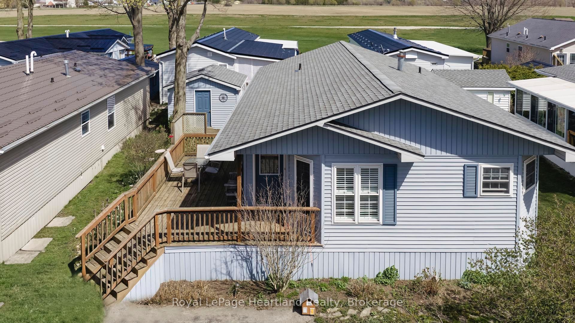 22 ALGONQUIN Lane, Ashfield-Colborne-Wawanosh, ON N7A 3Y3 photo 3