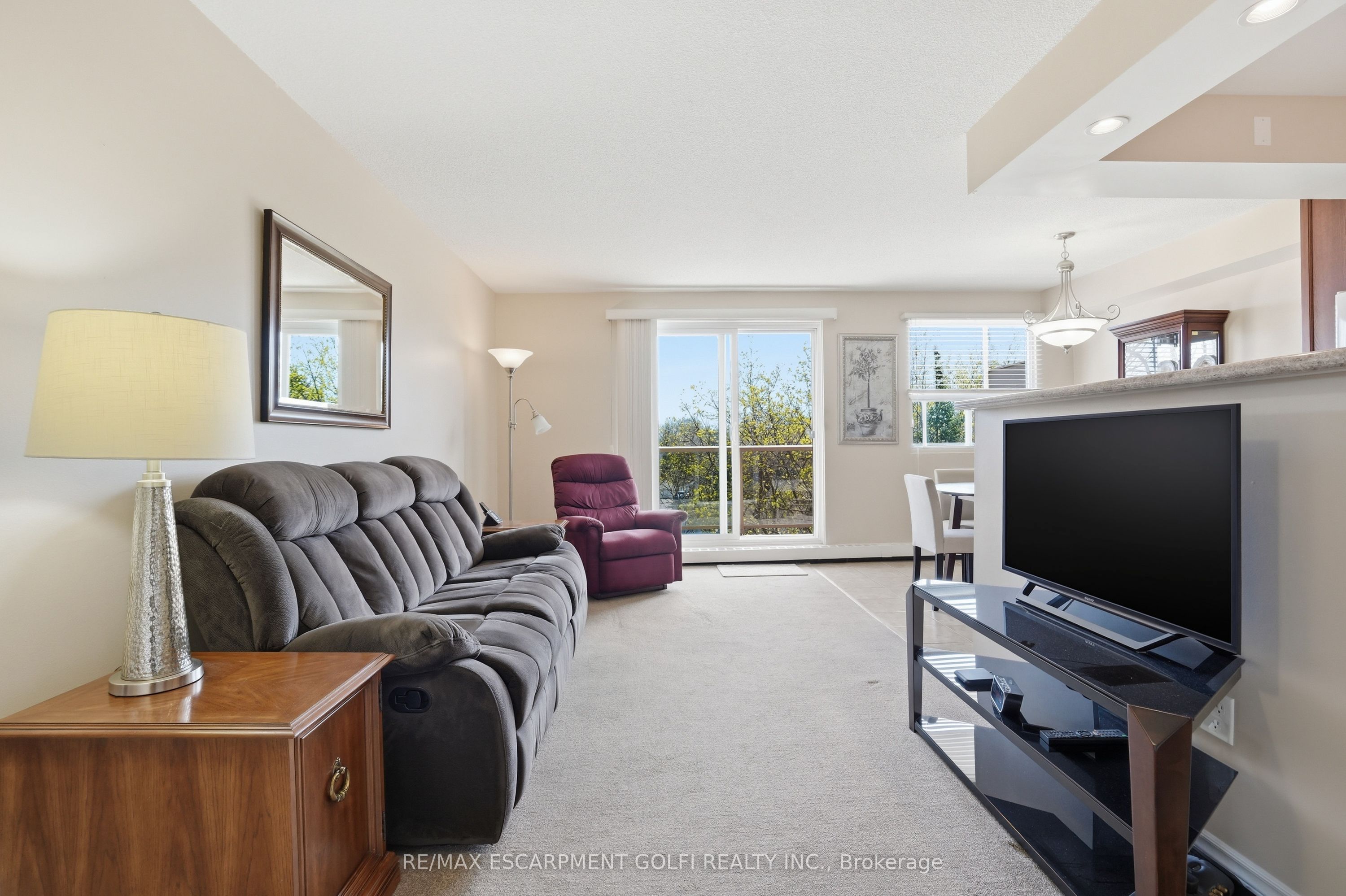 793 Colborne Street E 512, Brantford, ON N3S 7J3 photo 4