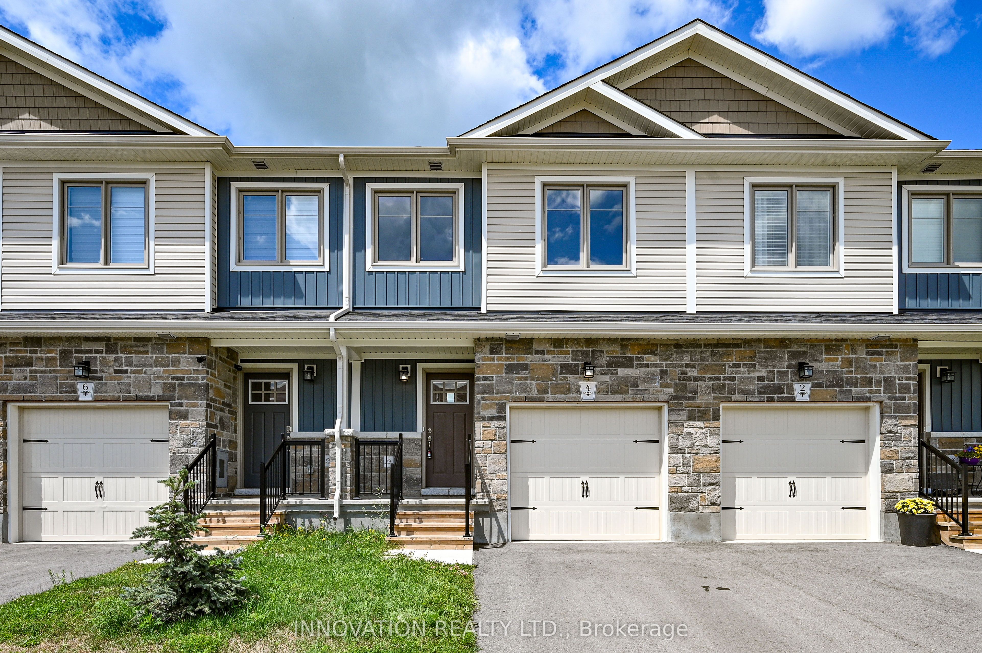 4 Staples Boulevard, Smiths Falls, ON K7A 0A2 photo 2