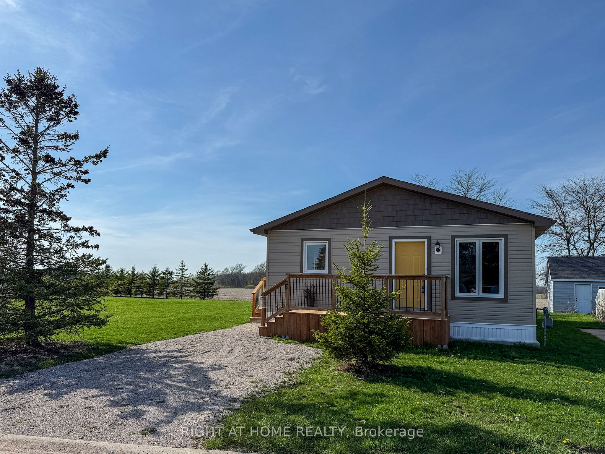 2761 Oil Heritage Road 25, Oil Springs, ON N0N 1P0