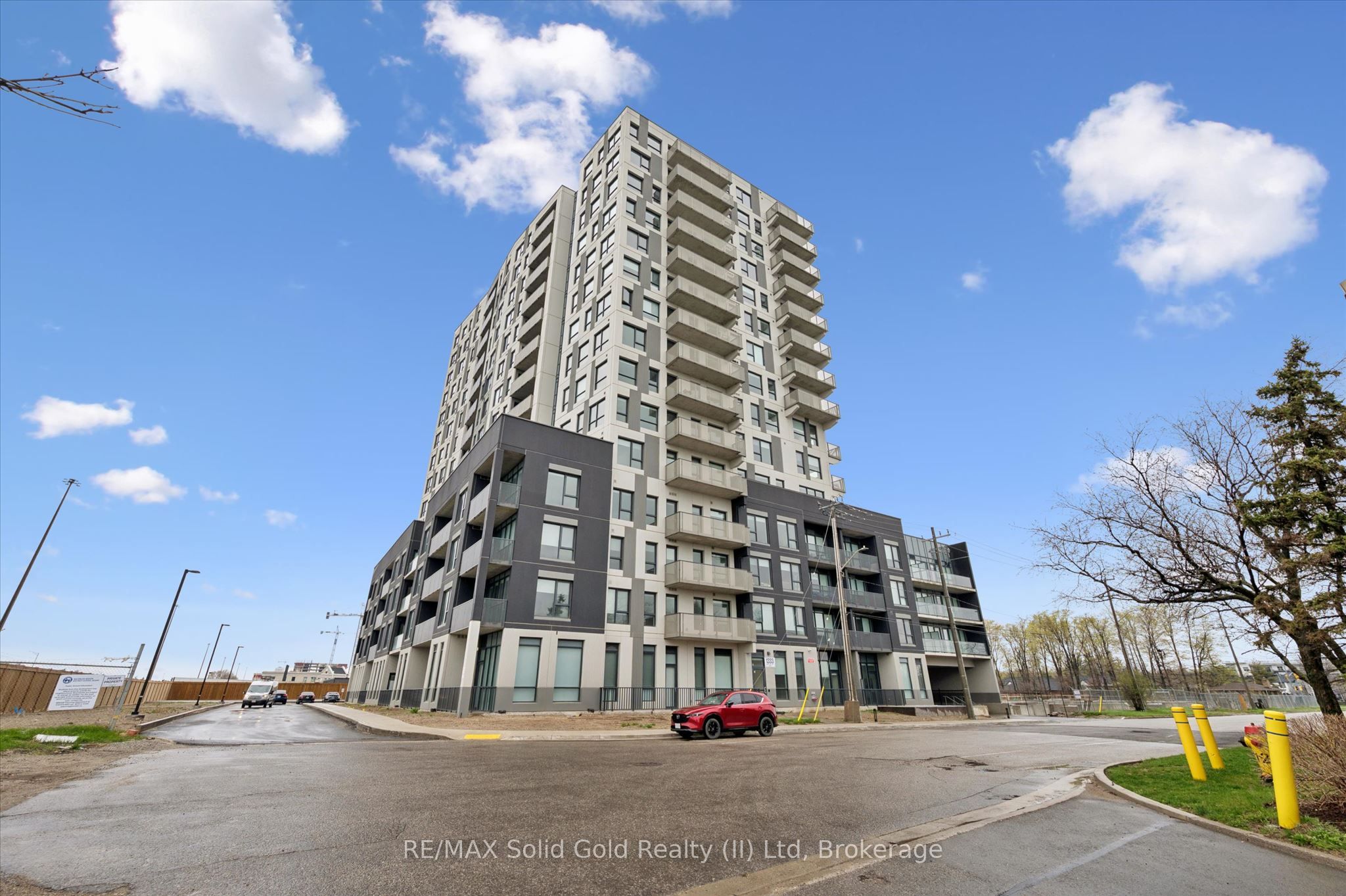 1333 Weber Street E 214, Kitchener, ON N2A 1C2 photo 2