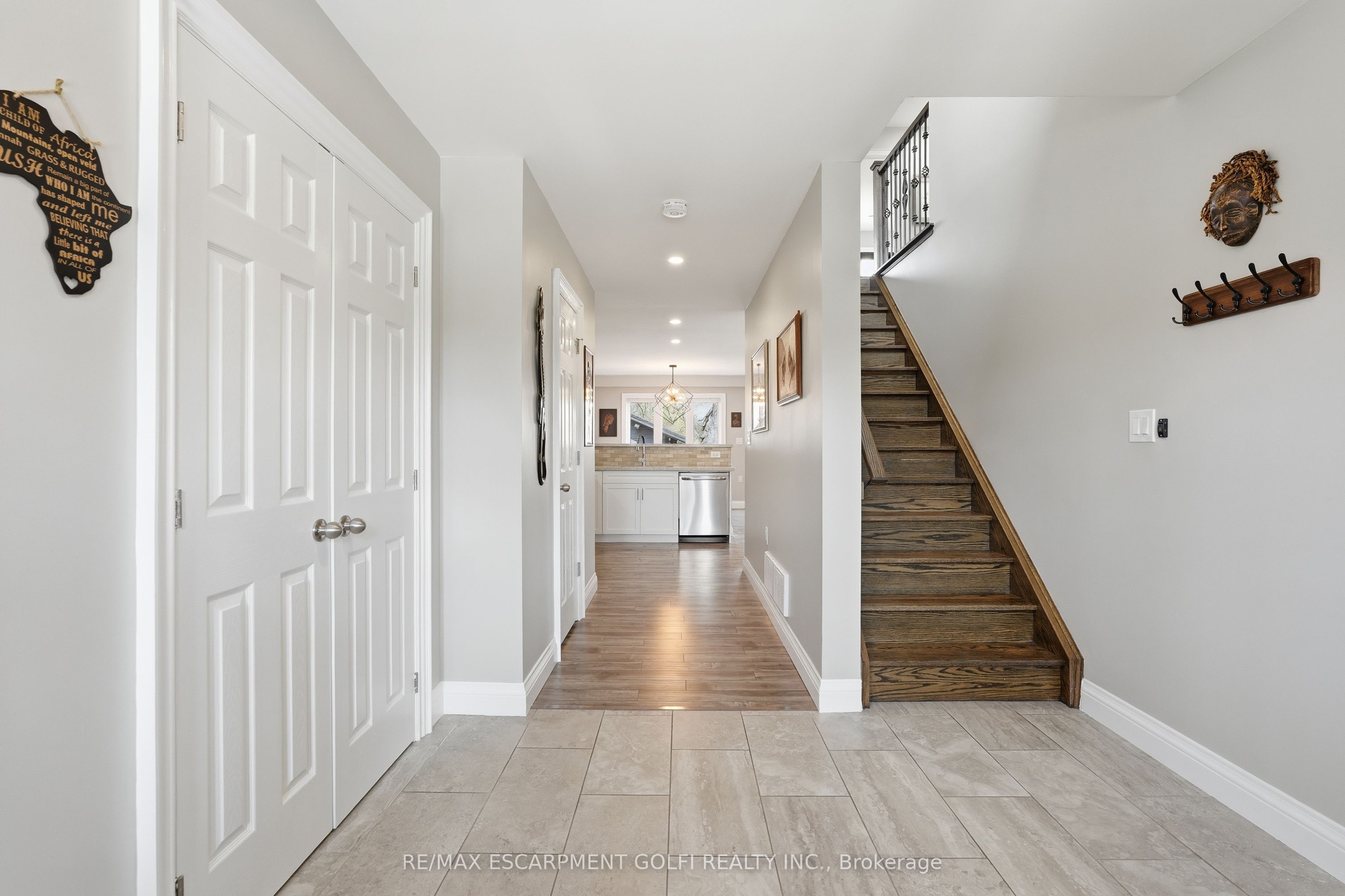 3 REMBE Avenue, Hamilton, ON L8H 7G5 photo 5