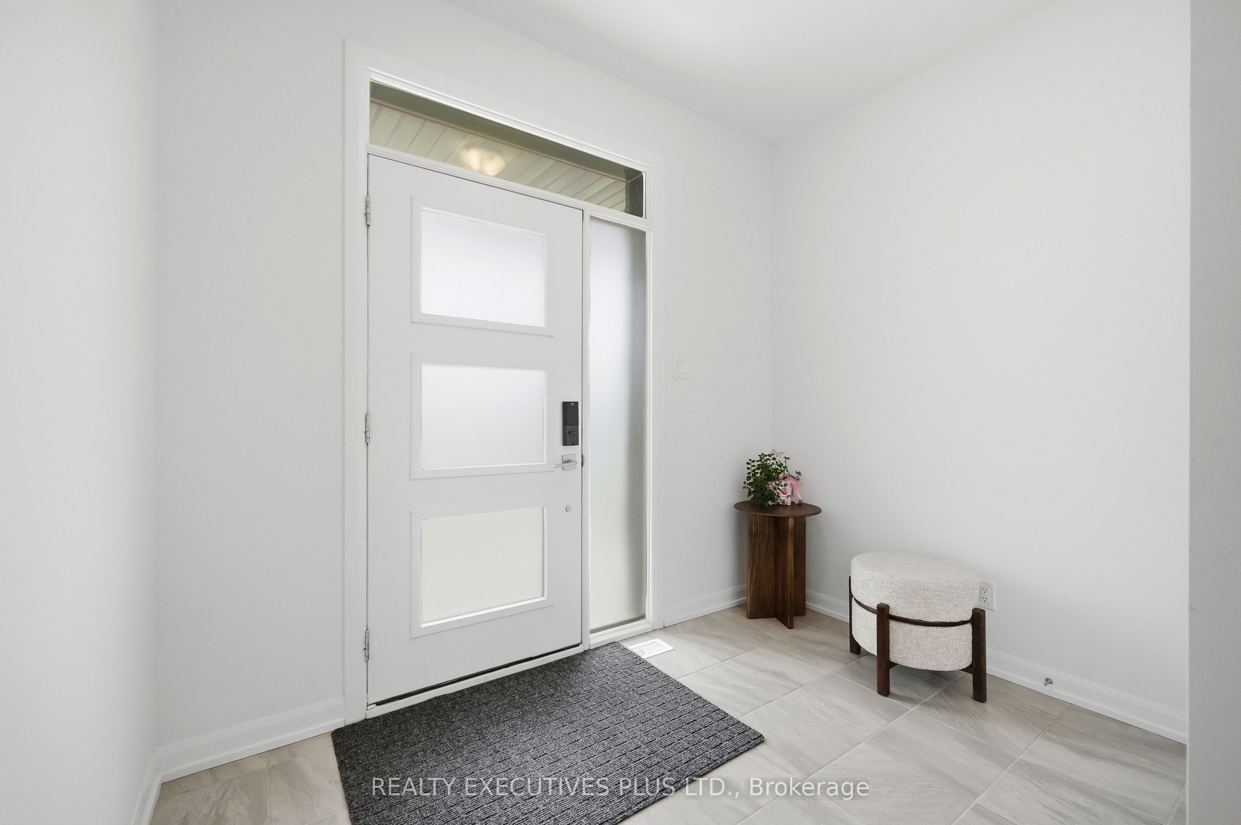 429 Sterling Avenue, Clarence-Rockland, ON K4K 0M5 photo 3