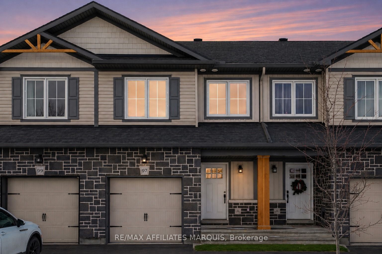 97 Whitcomb Crescent, Smiths Falls, ON K7A 2B4 photo 2