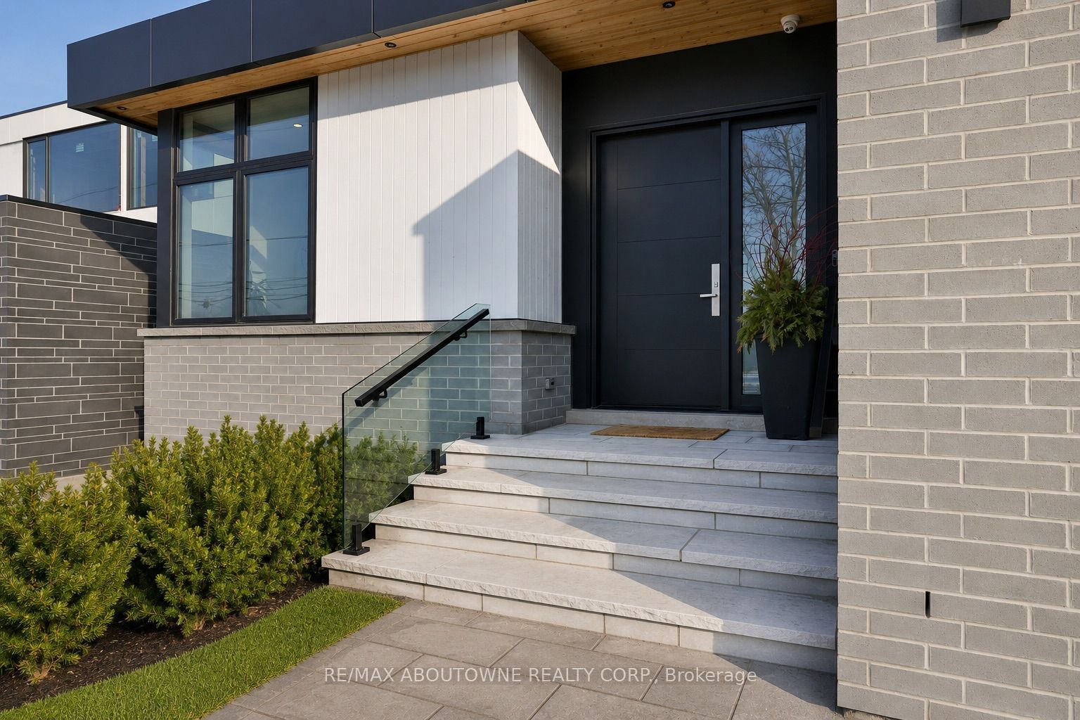 70 Upper Mount Albion Road, Hamilton, ON L8J 2S1 photo 5