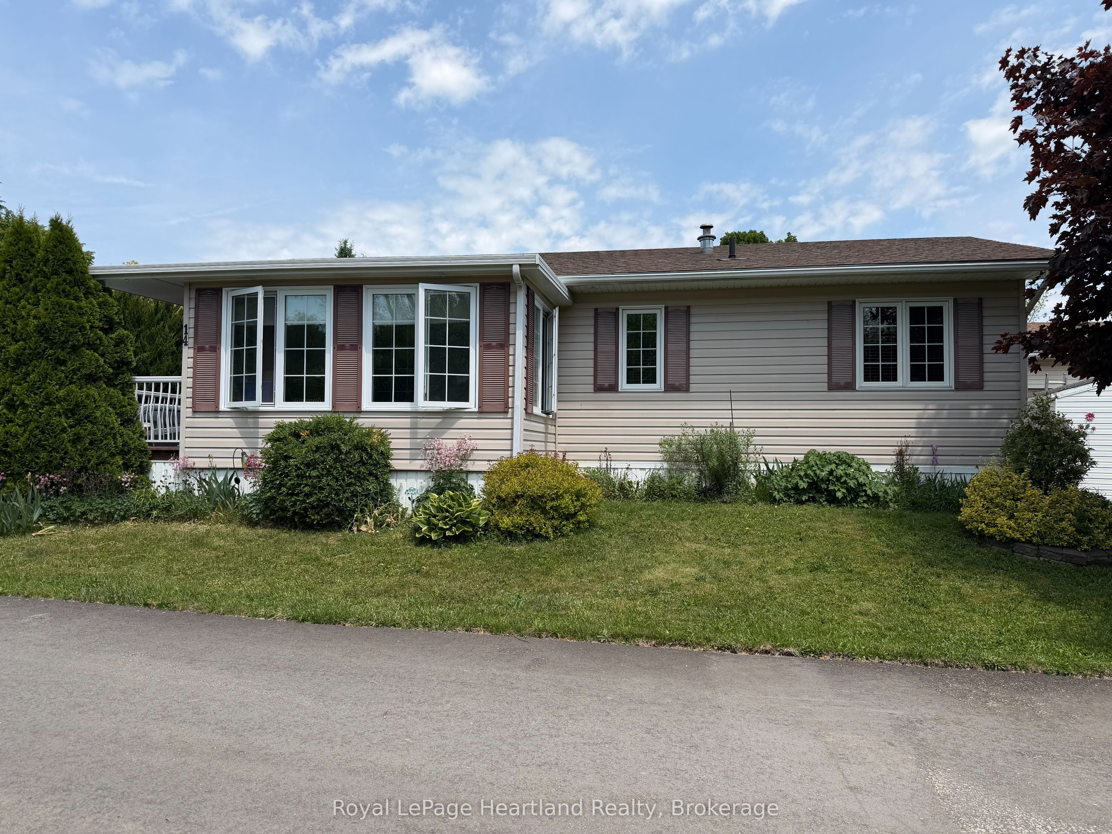 14 GARDEN Road, Ashfield-Colborne-Wawanosh, ON N7A 3Y3 photo 2