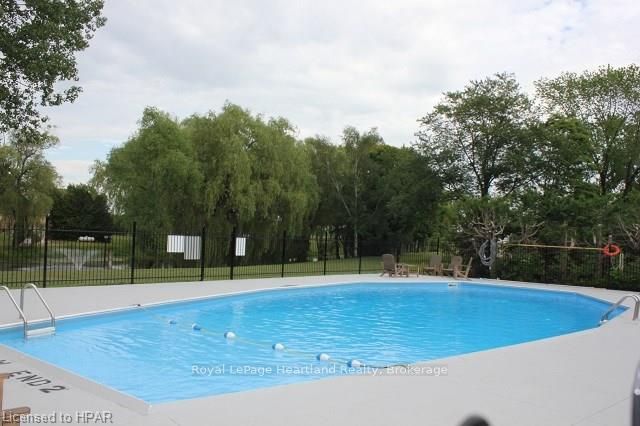 14 GARDEN Road, Ashfield-Colborne-Wawanosh, ON N7A 3Y3 photo 3