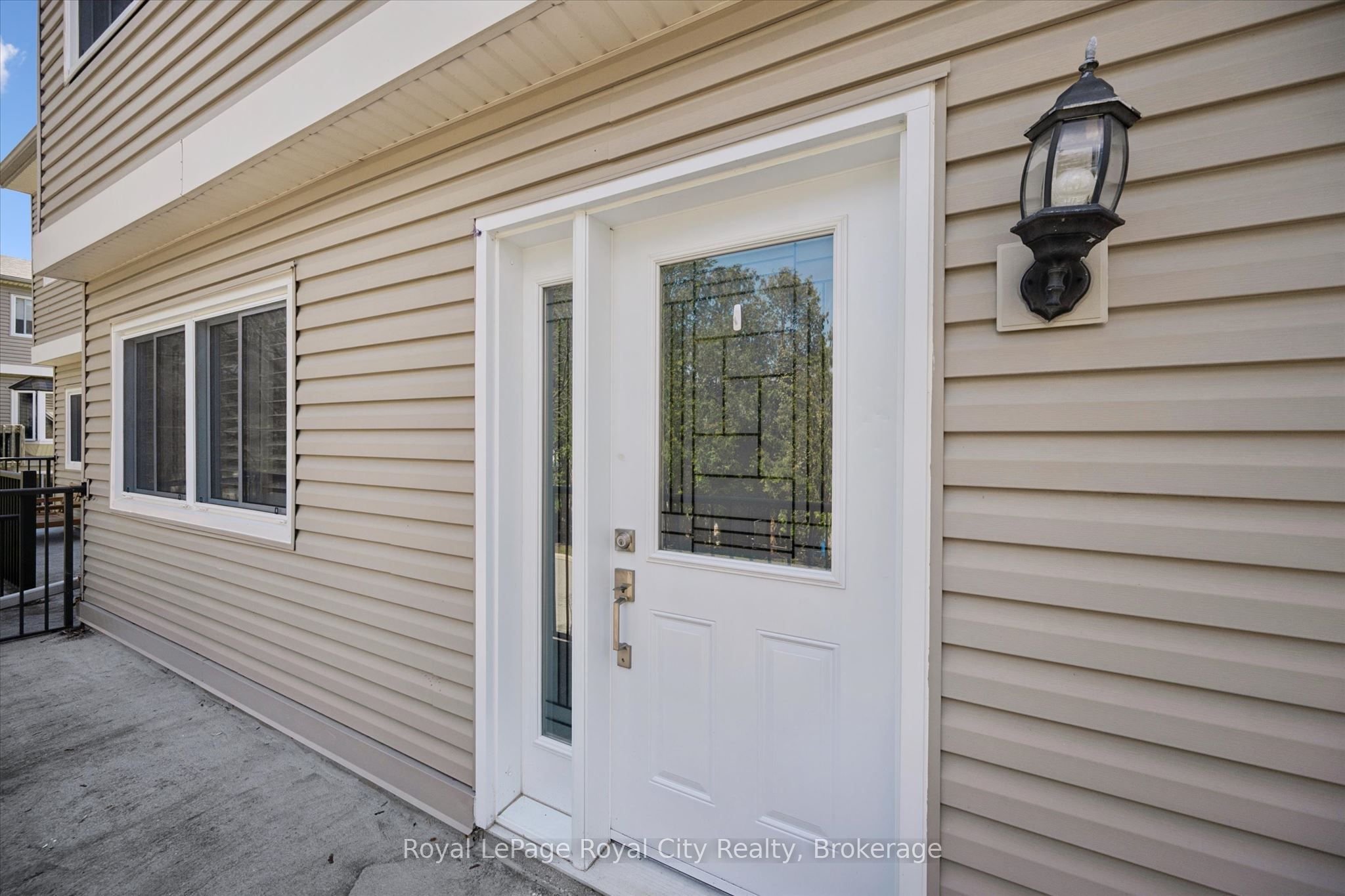 295 Water Street 21, Guelph, ON N1G 2X5 photo 2