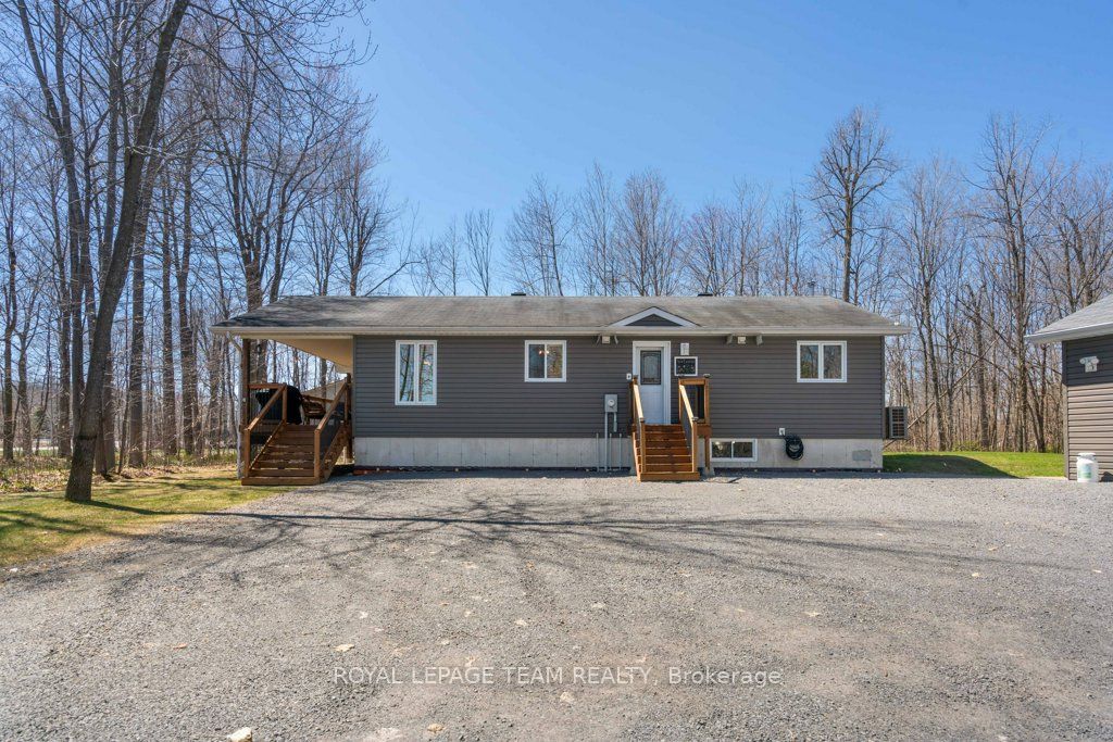 15065 Concession 3-4 Road, North Stormont, ON K0C 1K0 photo 3