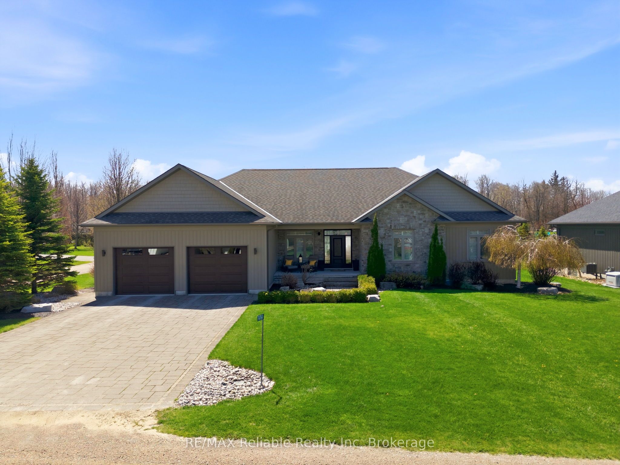 74764 Elm Crescent, Bluewater, ON N0M 1G0
