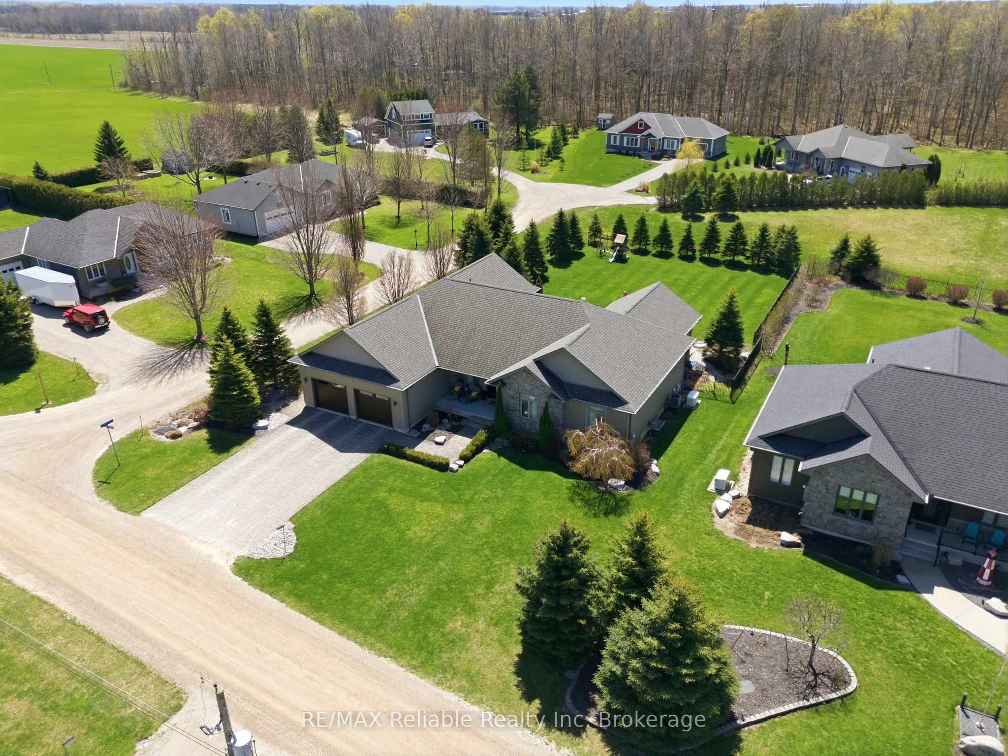 74764 Elm Crescent, Bluewater, ON N0M 1G0 photo 2