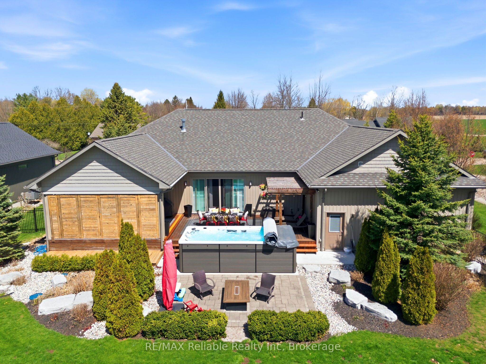74764 Elm Crescent, Bluewater, ON N0M 1G0 photo 4