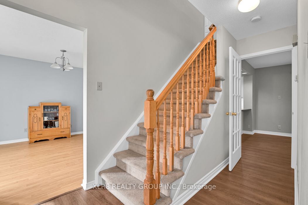 12 John Sidney Crescent, Stittsville - Munster - Richmond, ON K2S 1J7 photo 5