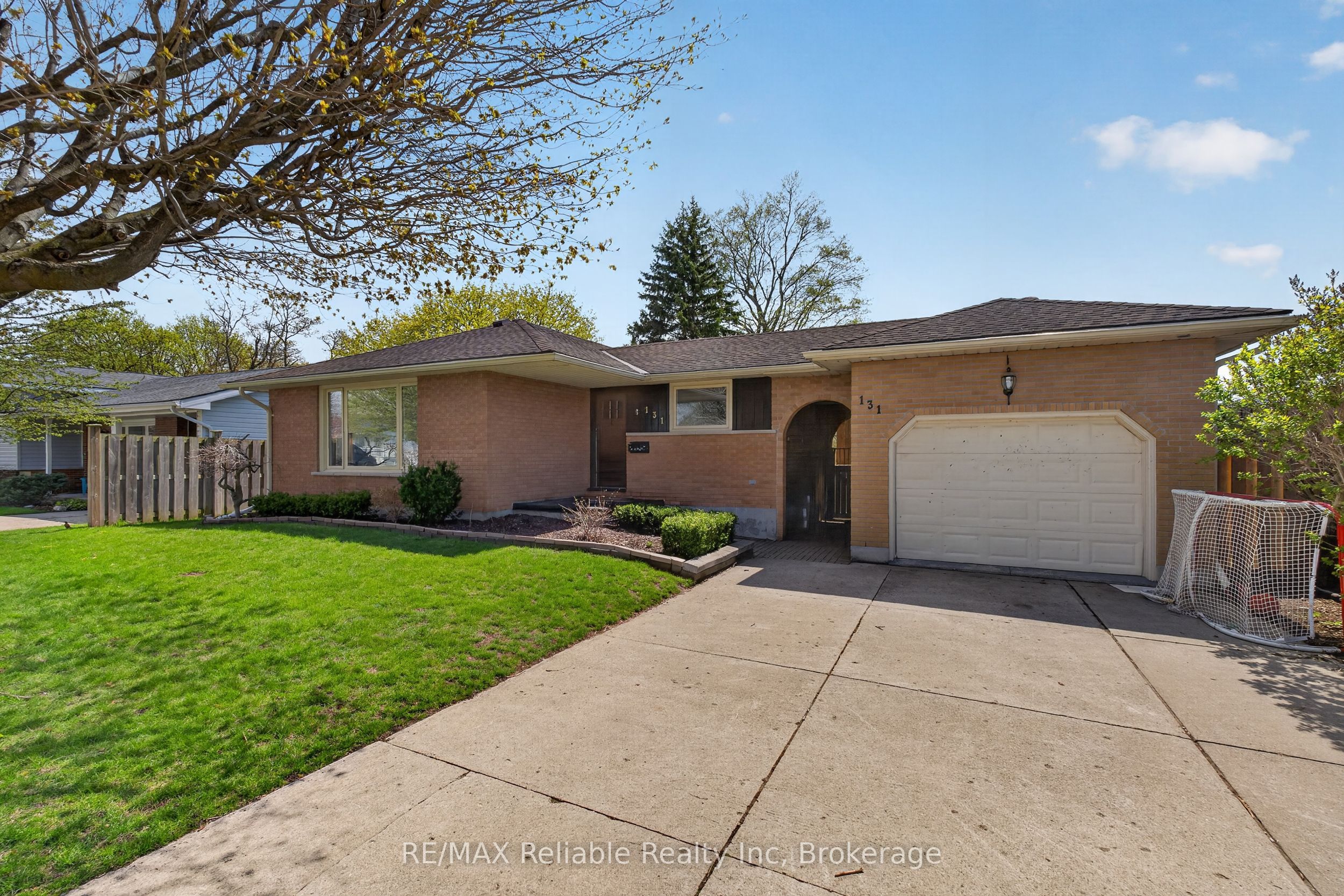 131 Cayley Street, Goderich, ON N7A 1Z9 photo 2