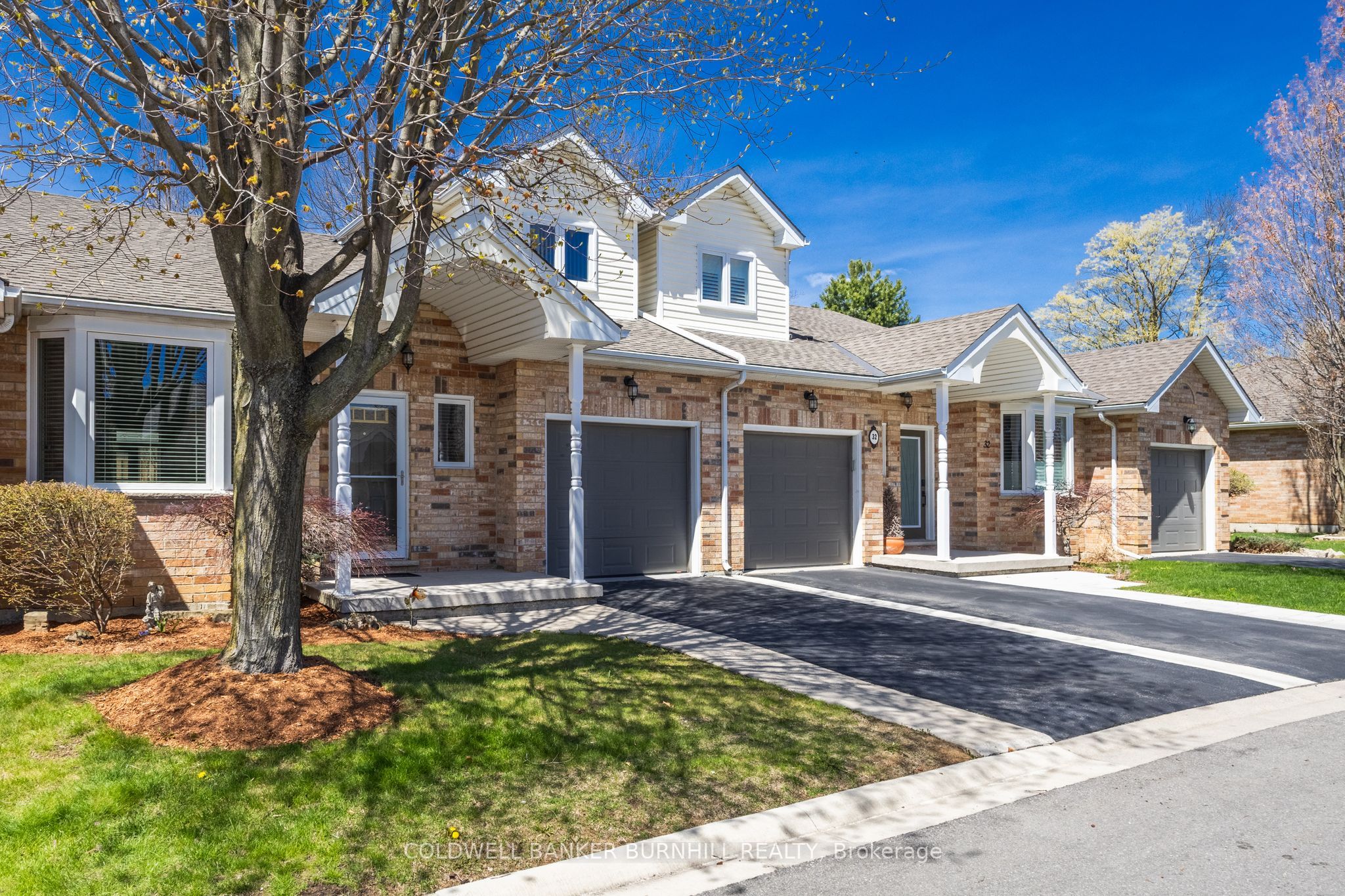 34 Greentrail Drive, Hamilton, ON L0R 1W0 photo 2