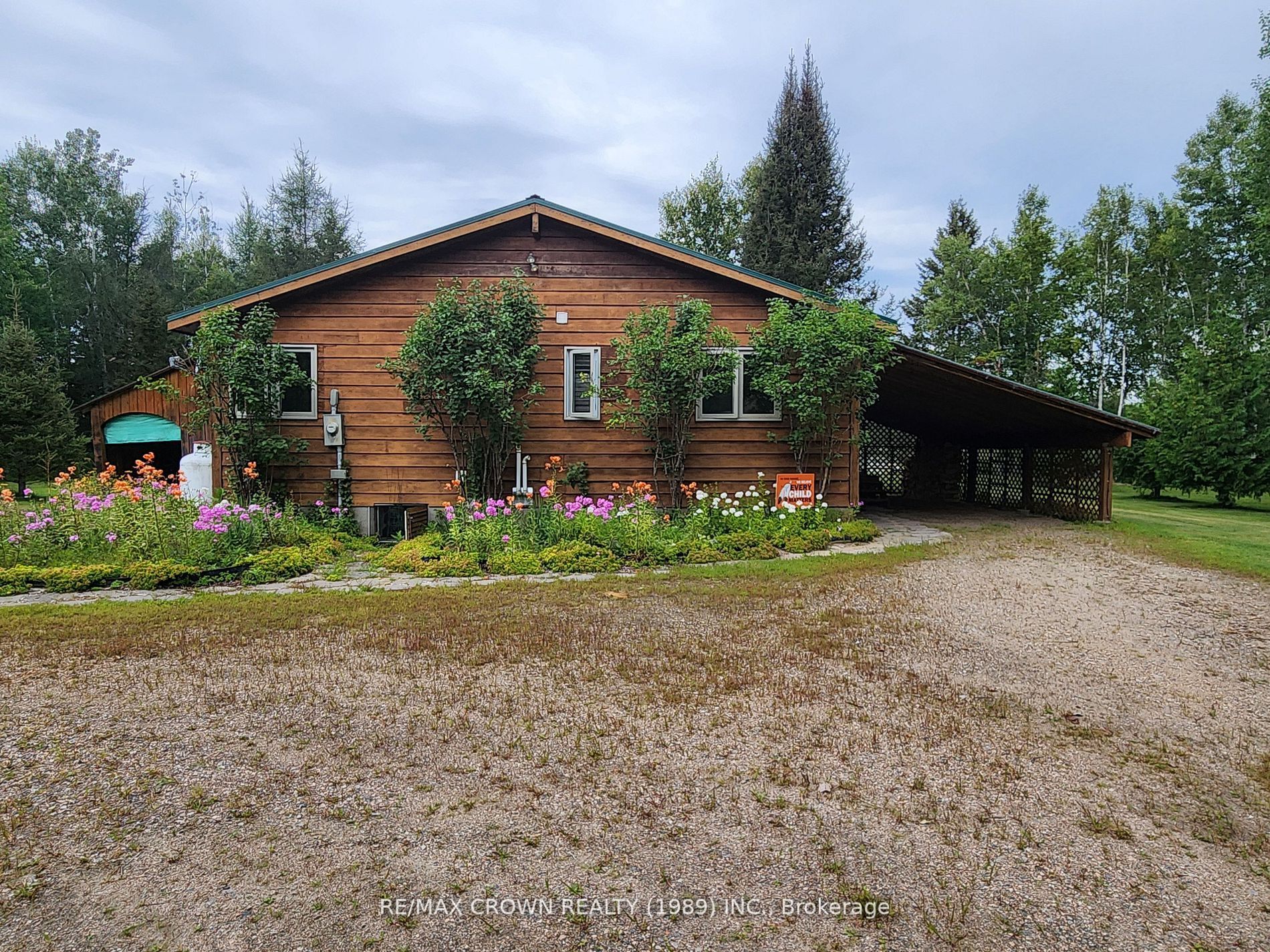 151 Earls Lake Road, Papineau-Cameron, ON P0H 1V0 photo 4