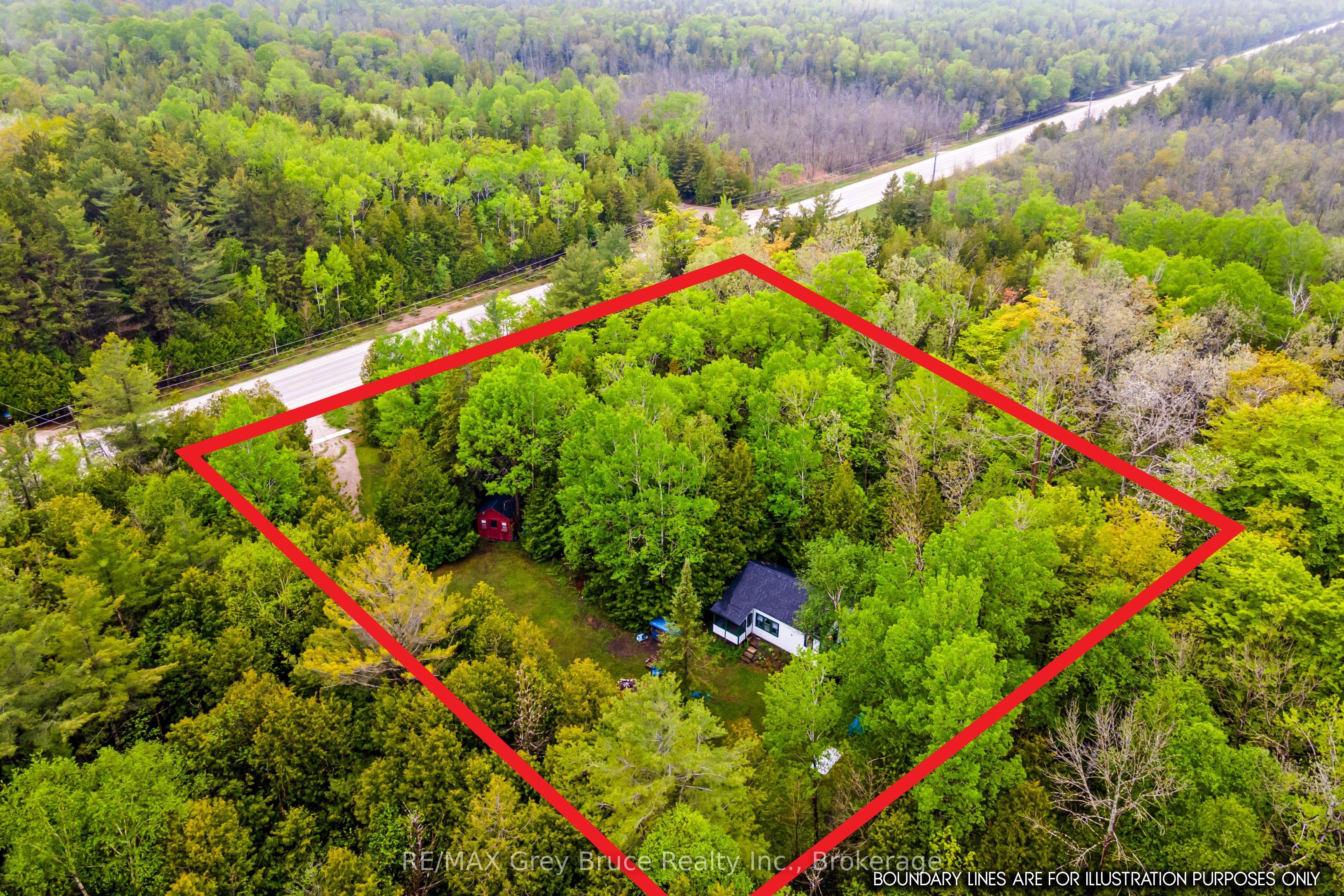 6726 Highway 6, Northern Bruce Peninsula, ON N0H 2R0 photo 4
