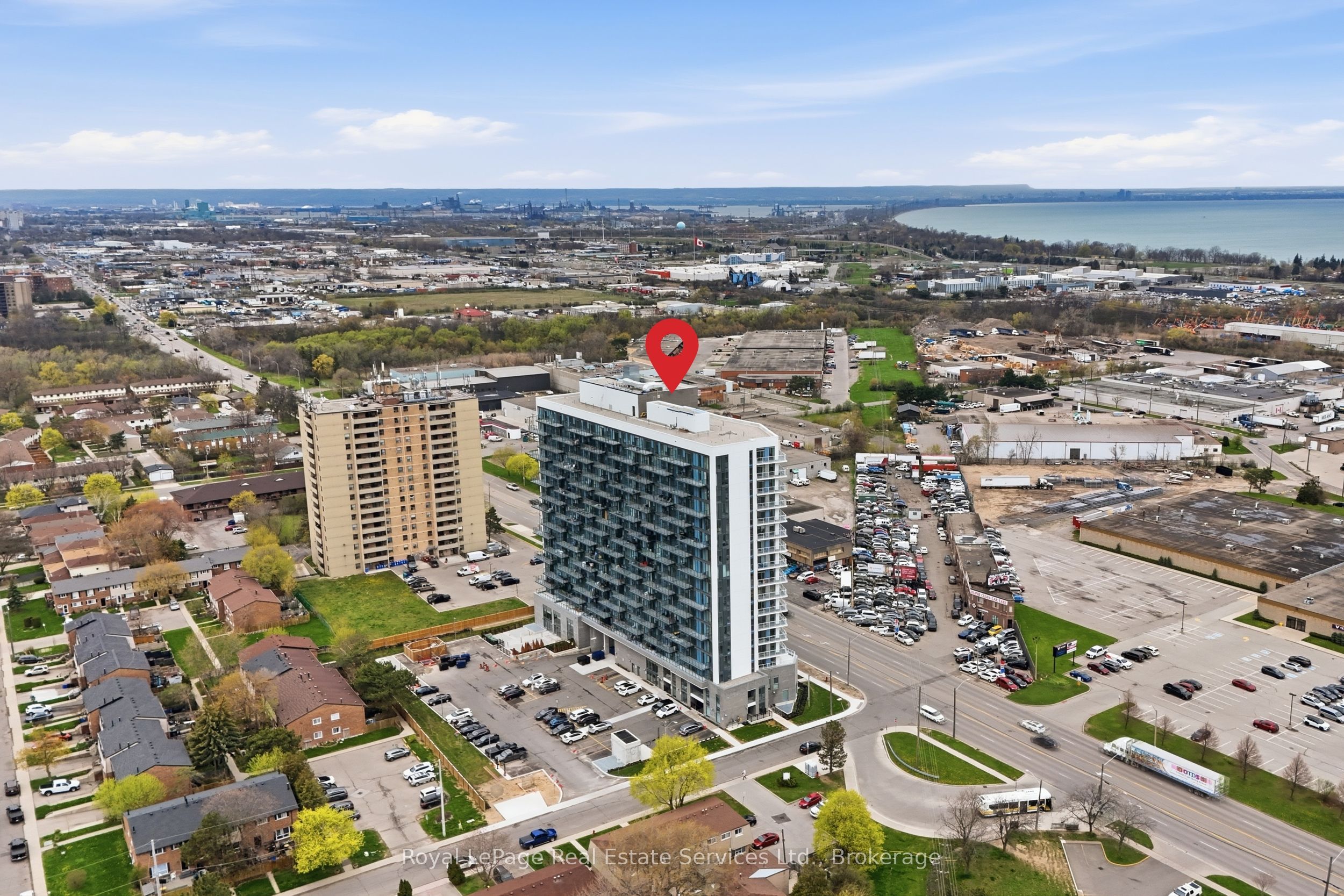 2782 Barton Street E 202, Hamilton, ON L8E 2J8
