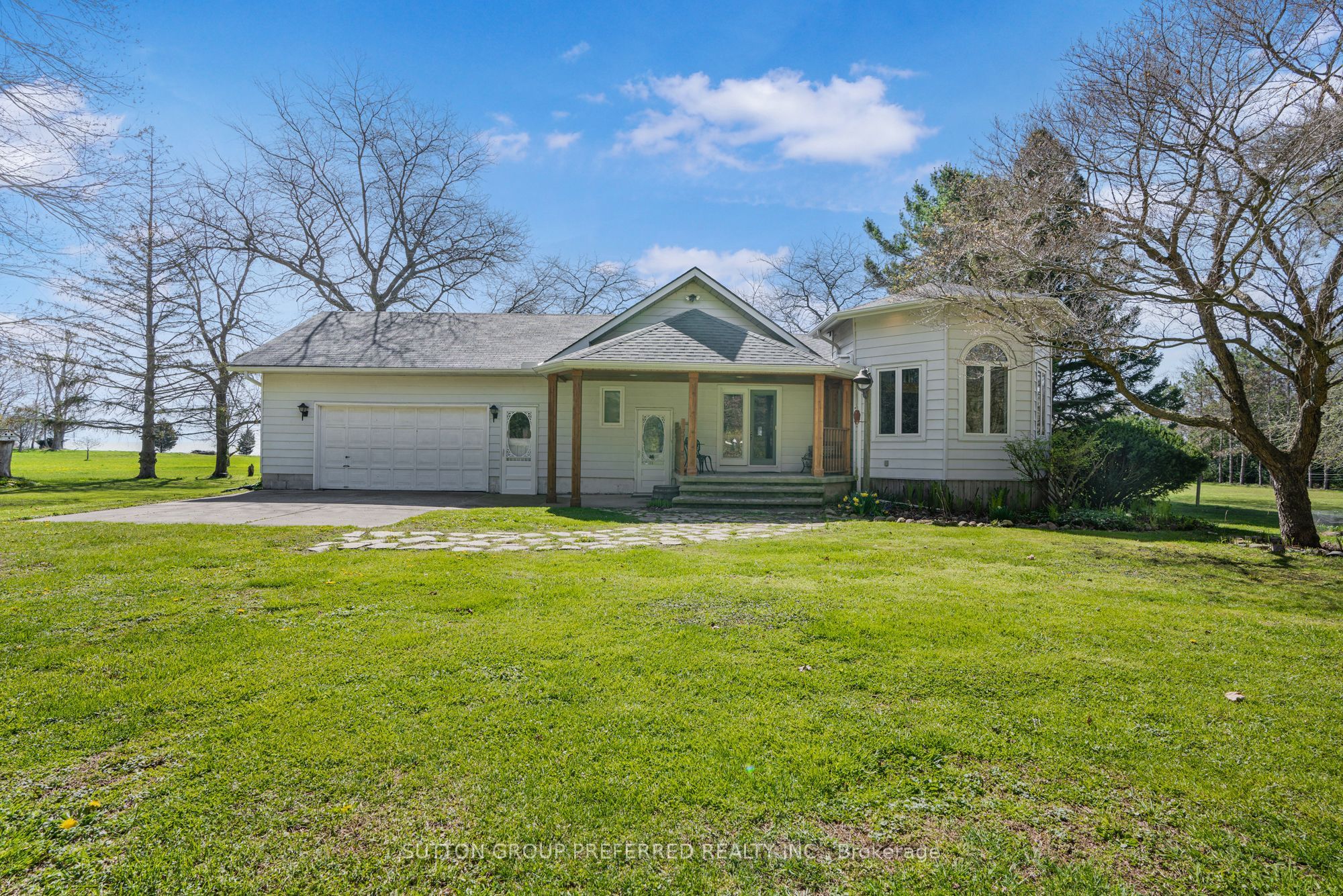 18725 Desmond Road, Chatham-Kent, ON N0P 2C0