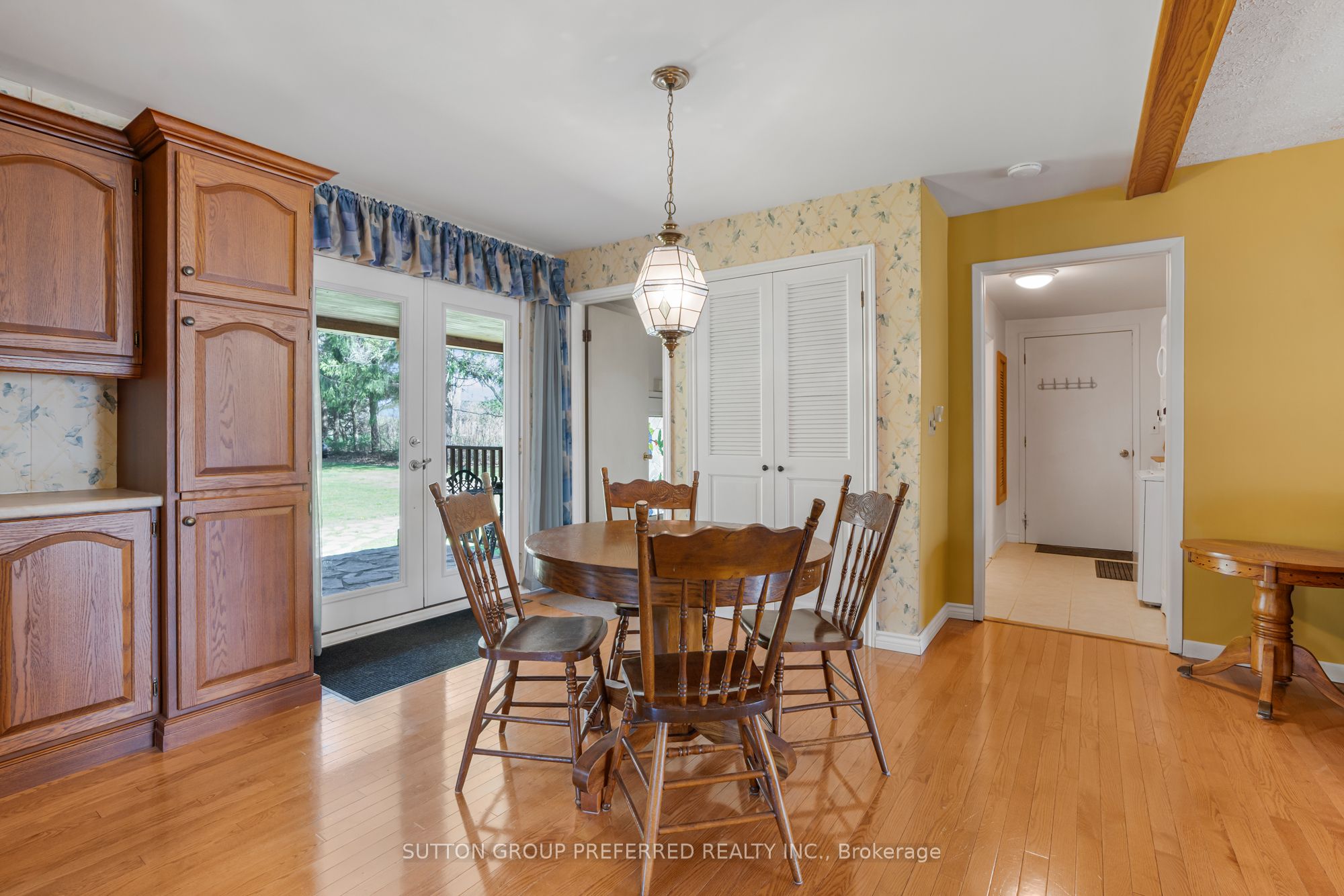 18725 Desmond Road, Chatham-Kent, ON N0P 2C0 photo 4
