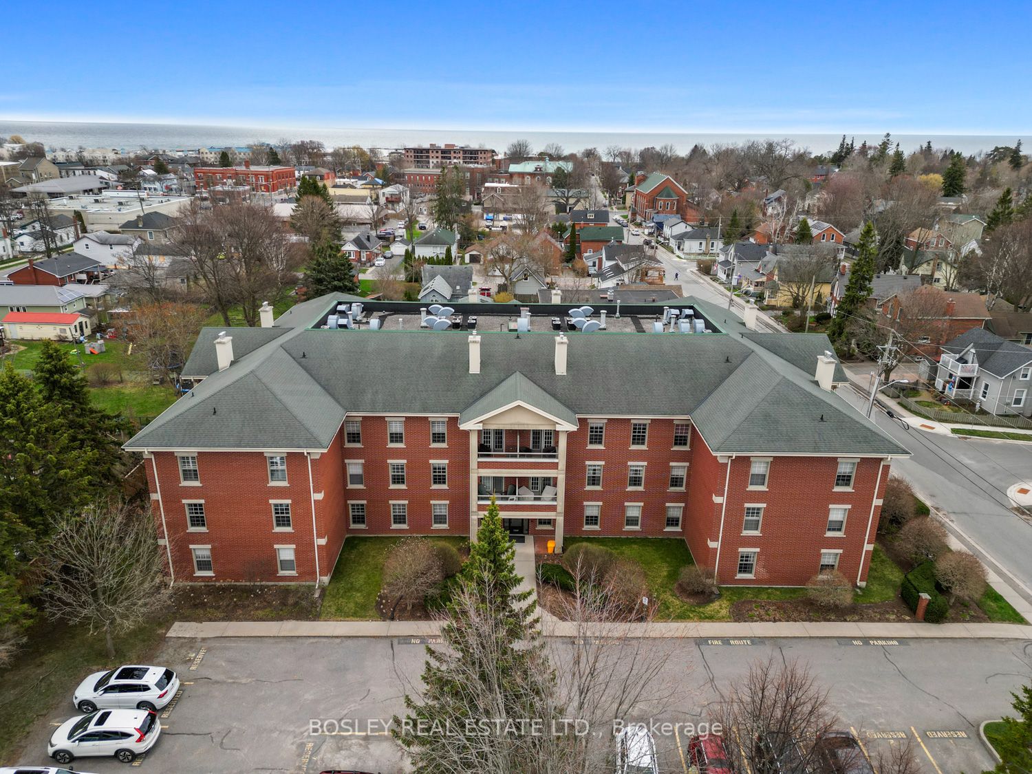 352 Ball Street 101, Cobourg, ON K9A 3J2 photo 2