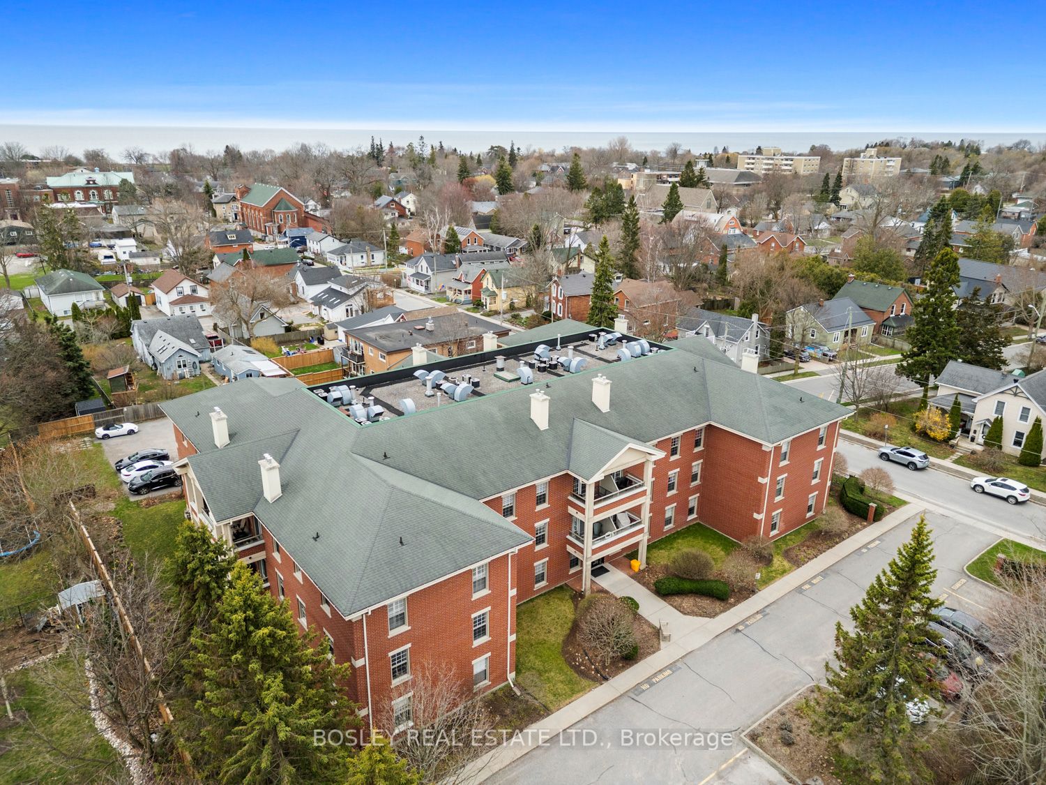 352 Ball Street 101, Cobourg, ON K9A 3J2 photo 3