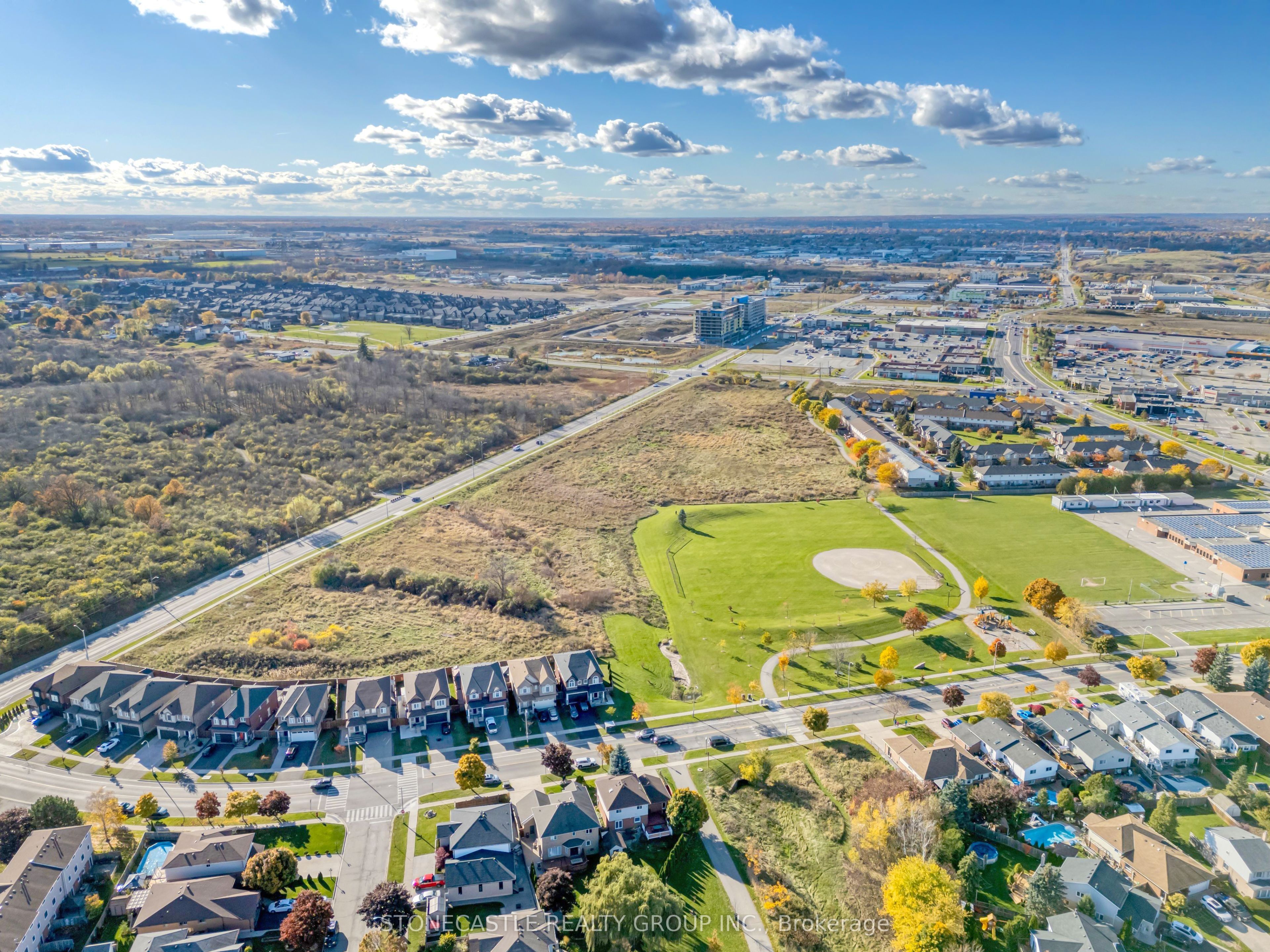 390 Highland Road W, Hamilton, ON L8J 0J5 photo 4