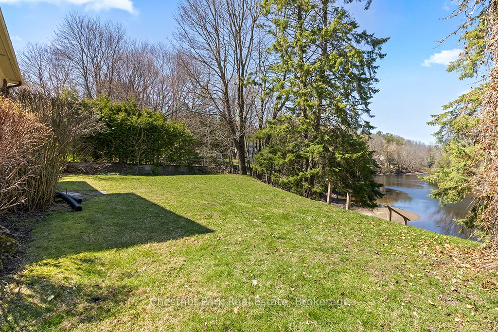 190 4th Street W, Owen Sound, ON N4K 3J9 photo 5