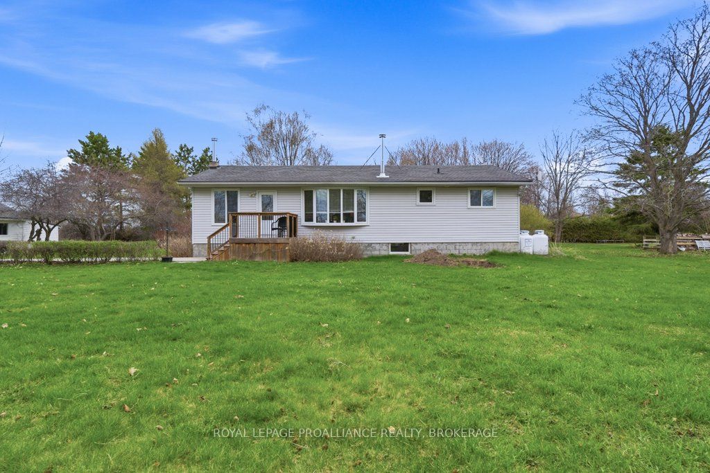 527 Bush Road, Rideau Lakes, ON K0G 1E0 photo 4