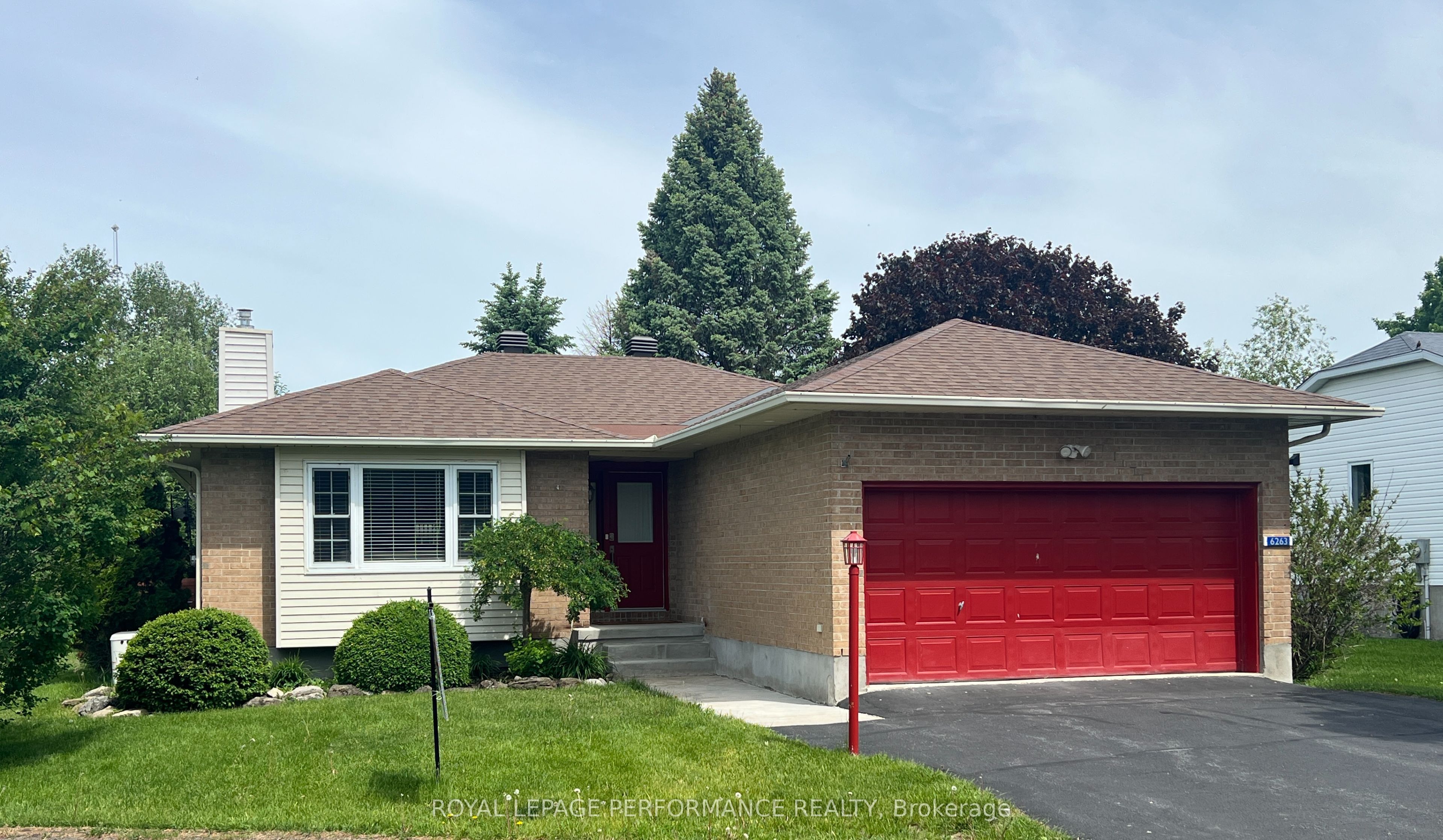 6263 MacDonald Court, South Glengarry, ON K0C 1E0 photo 2