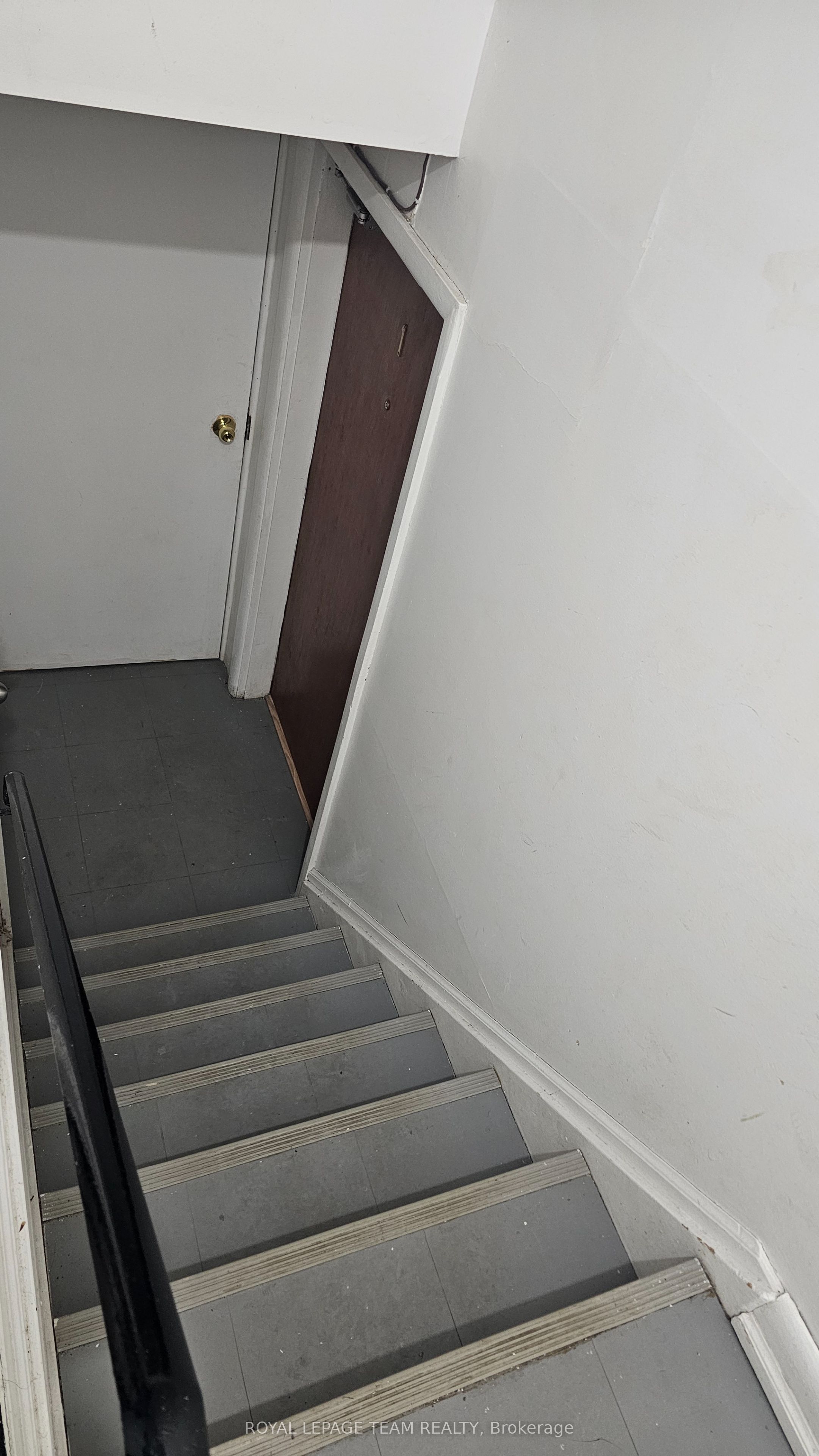 395 Peach Tree Lane 1, Manor Park - Cardinal Glen and Area, ON K1K 2R7 photo 2