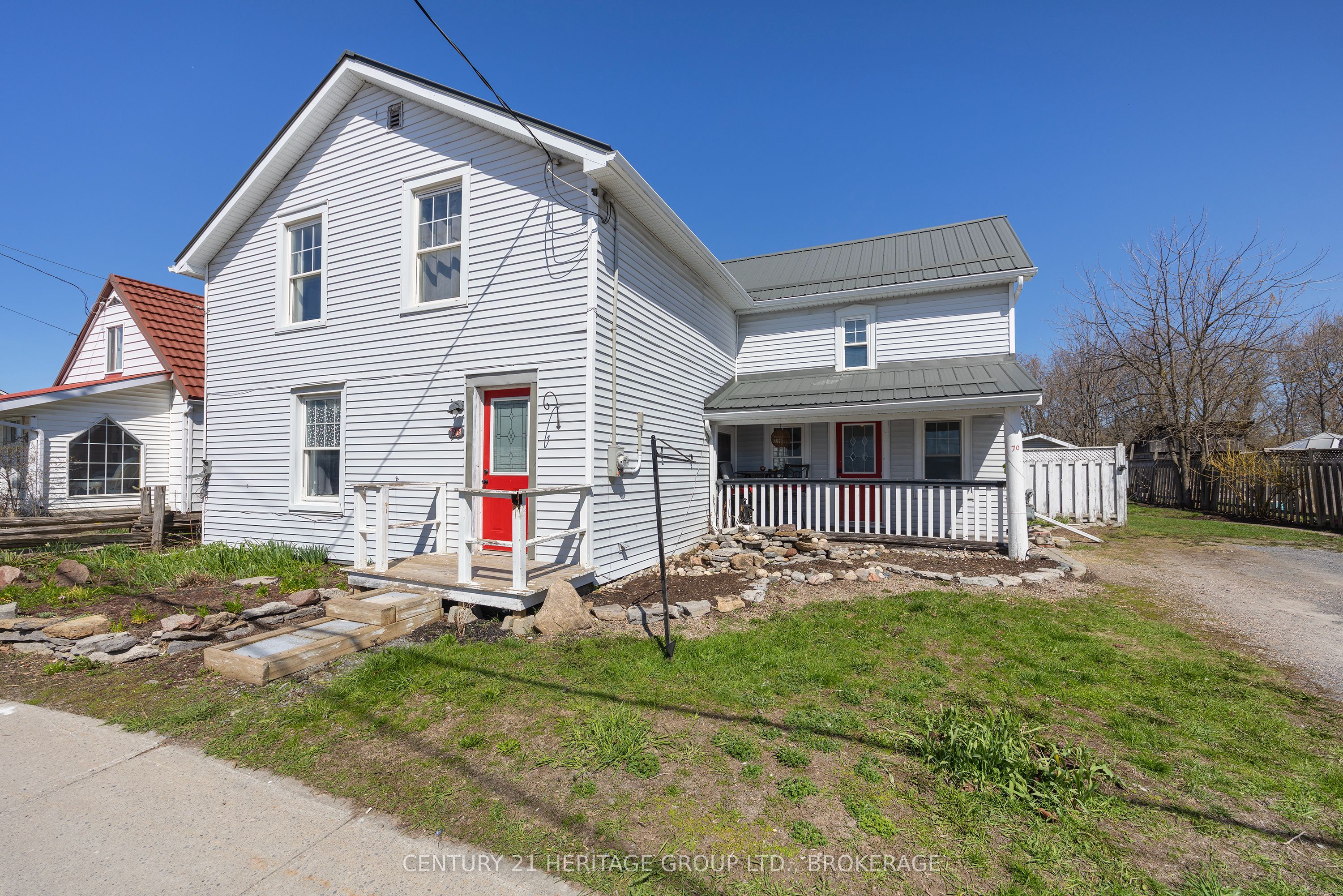 70 Main Street, Loyalist, ON K0H 2H0 photo 3